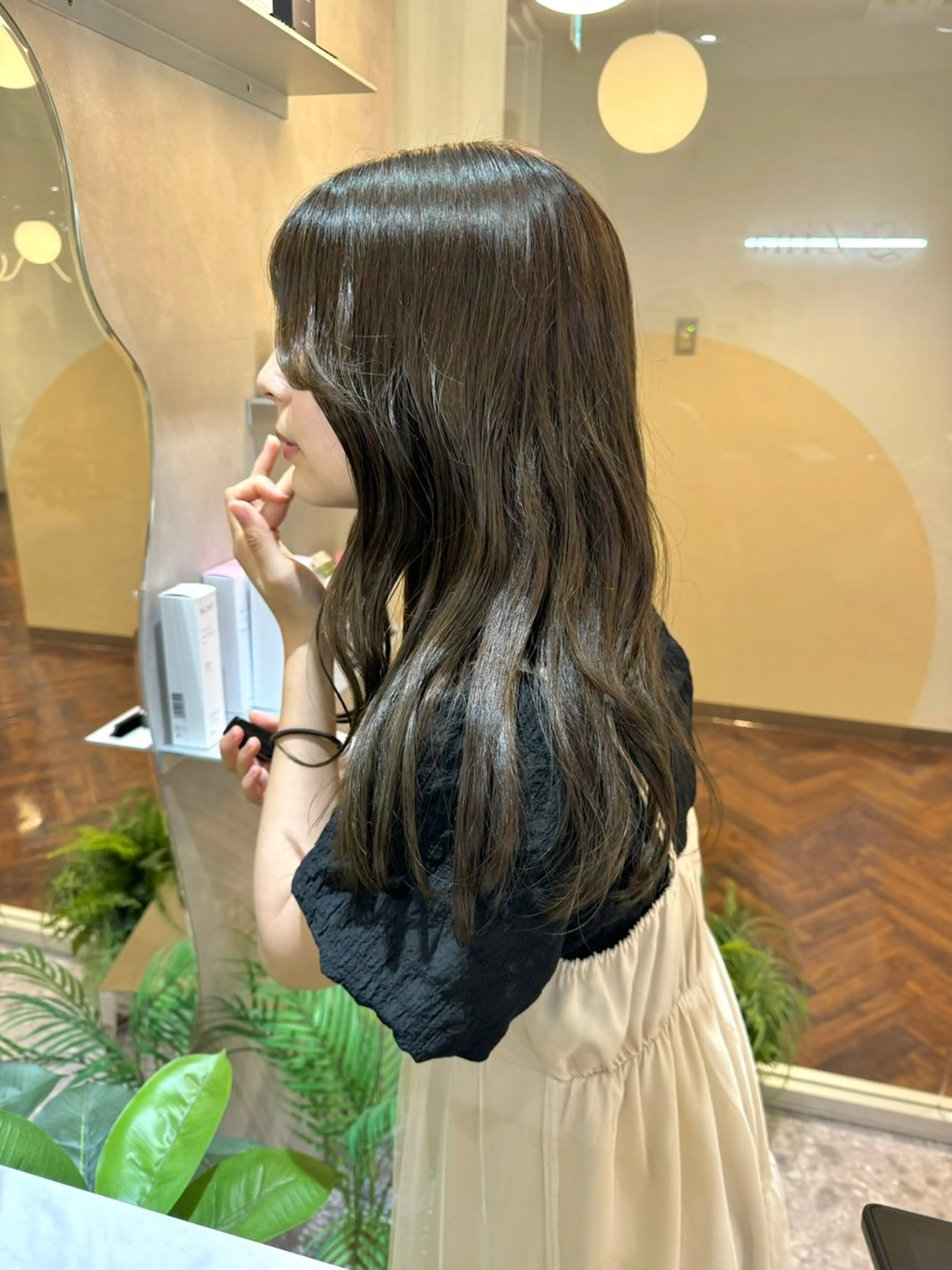 ロング カラー オリーブカラー 韓国ヘア🇰🇷 松田光里のヘアスタイル