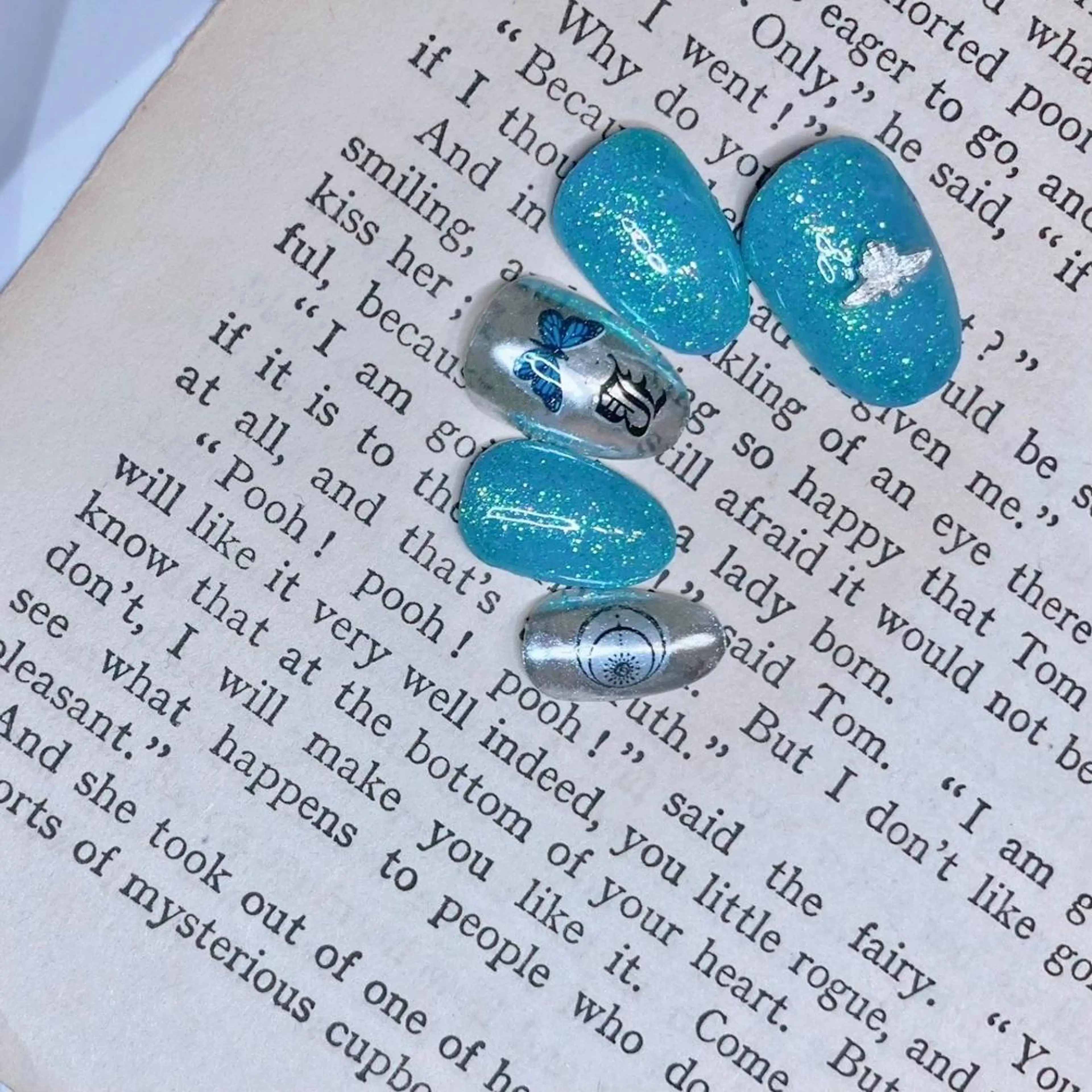 ネイル NOIROUGE所属・NOI ROUGEのネイルデザイン