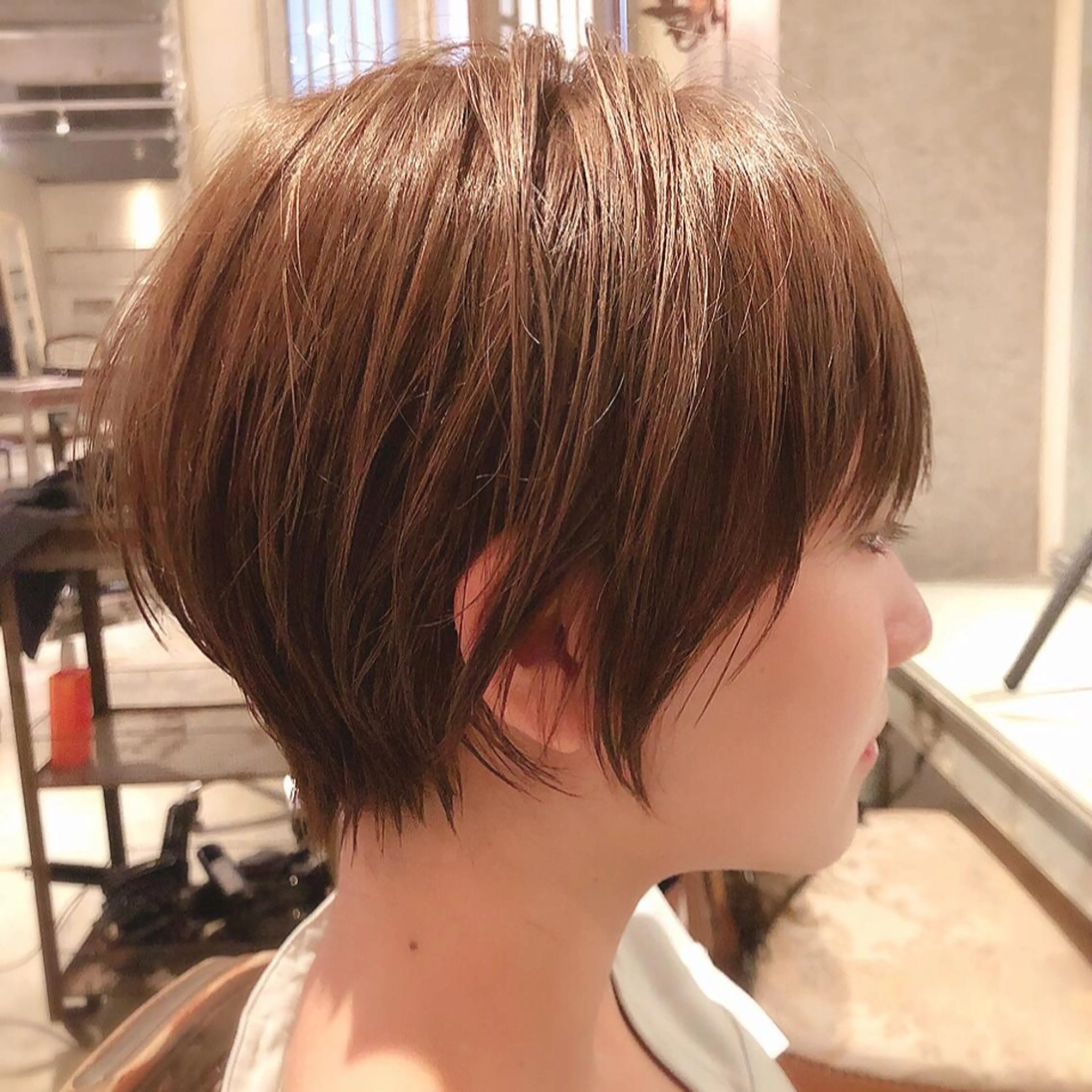 ショート ショートボブ アッシュ アッシュブラウン ボブ ショートヘア こう ちゃんのヘアスタイル