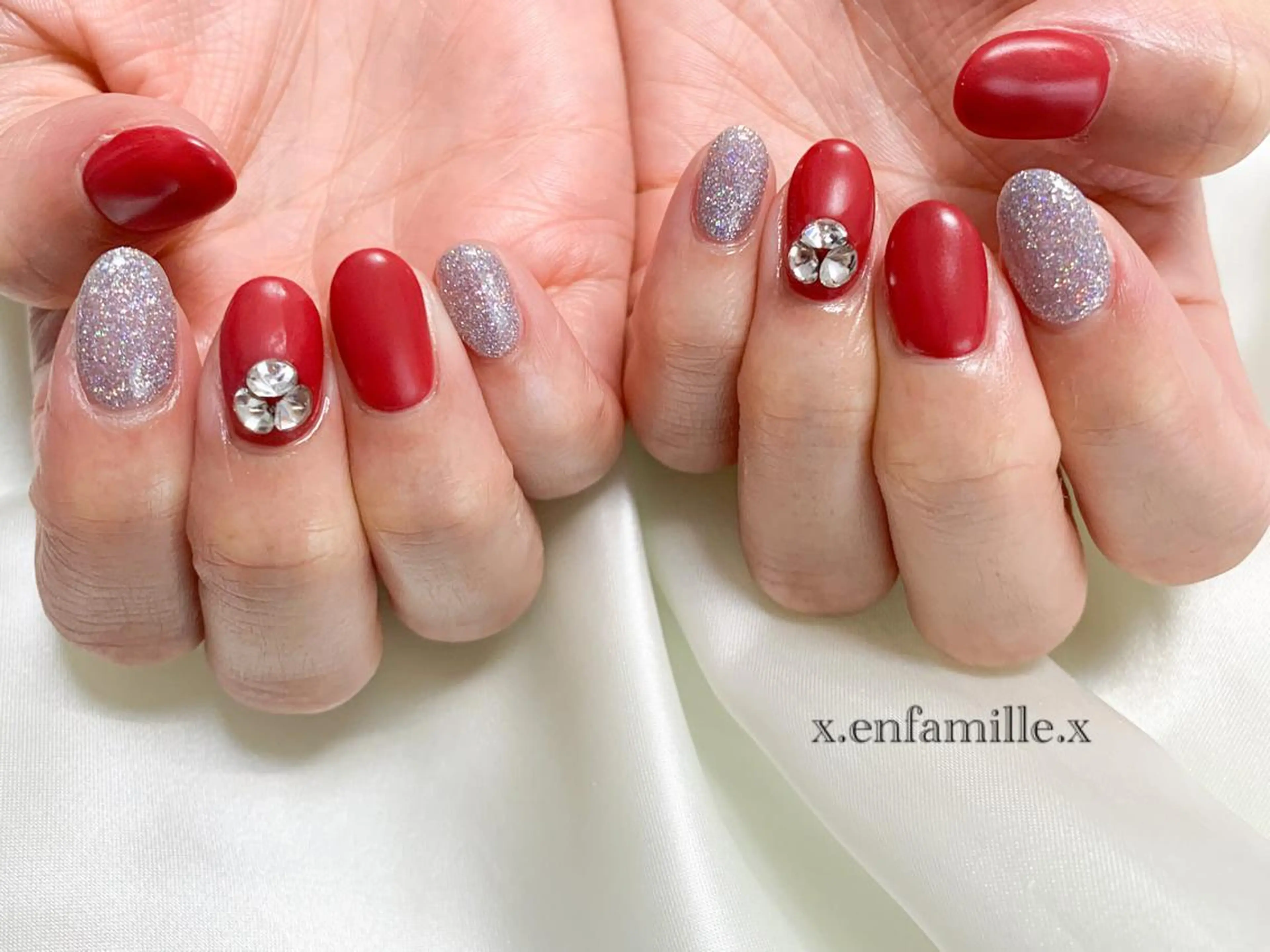 ネイル フラッシュネイル マットネイル ハンドネイル nail salon en familleのネイルデザイン