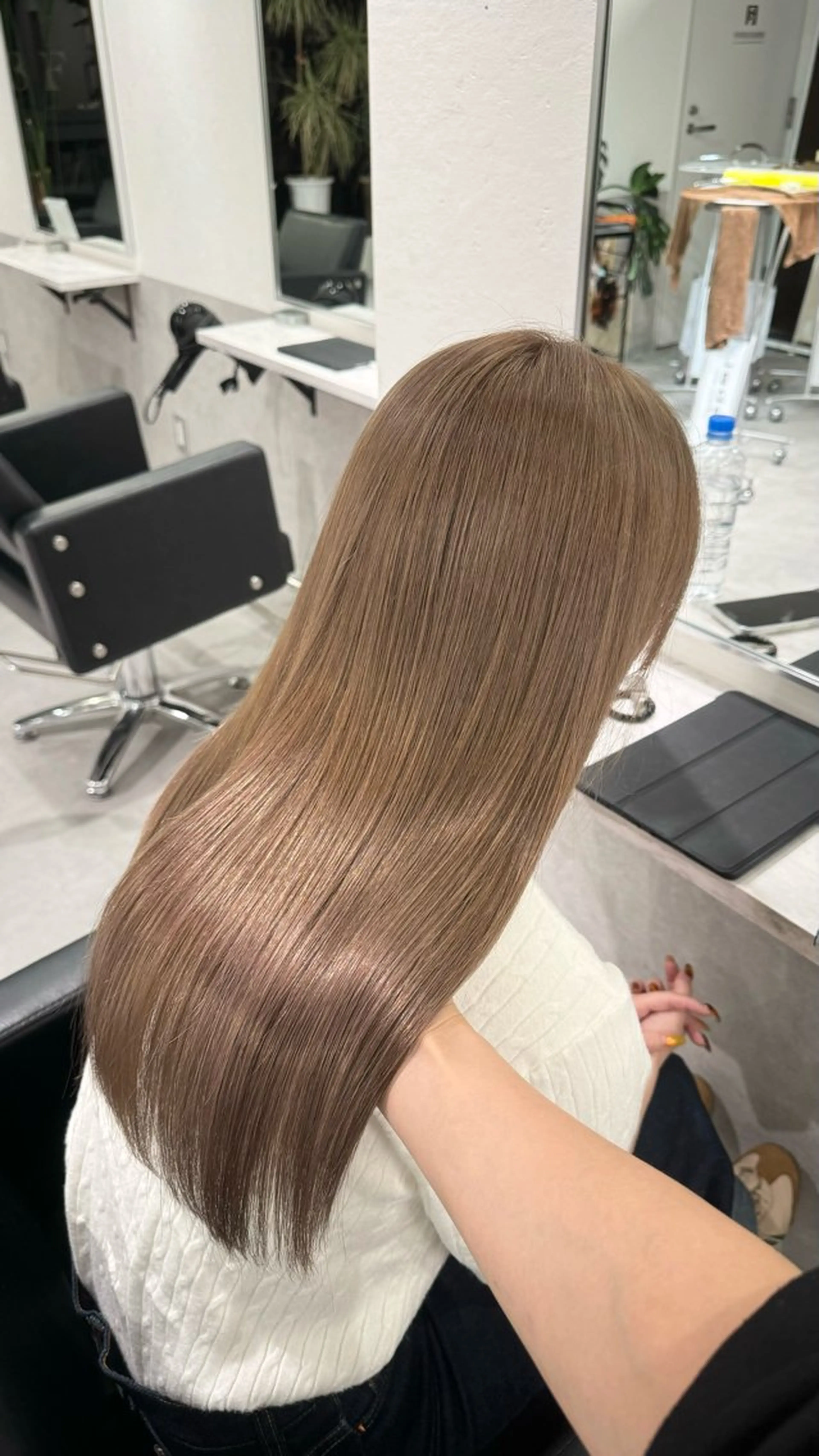ロング カラー ベージュカラー ミルクティーベージュ ヘアカラー バレイヤージュ/ ハイライトꔛyumeのヘアスタイル