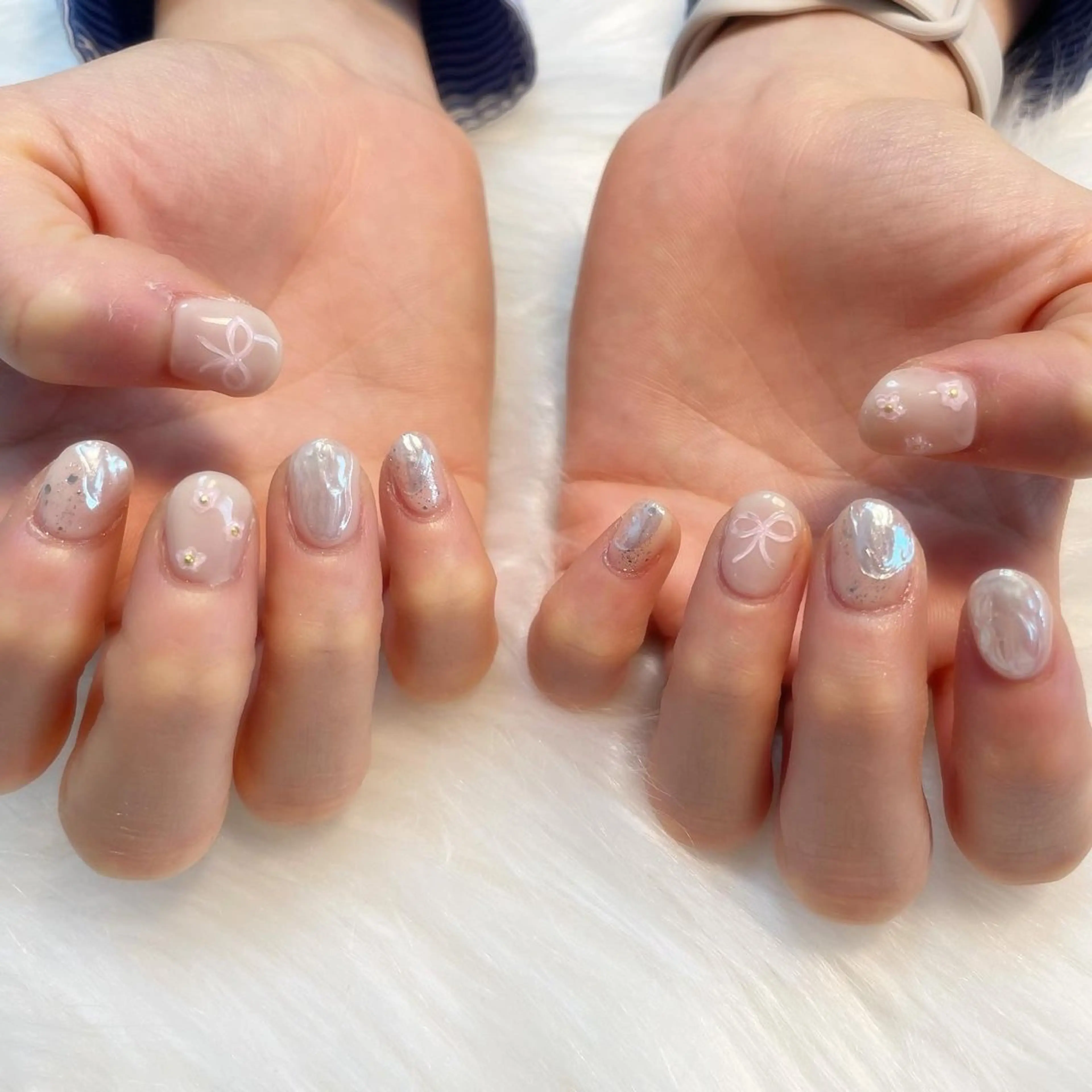 ネイル ハンドネイル ゴテゴテ💙ワンホン リオナのネイルデザイン