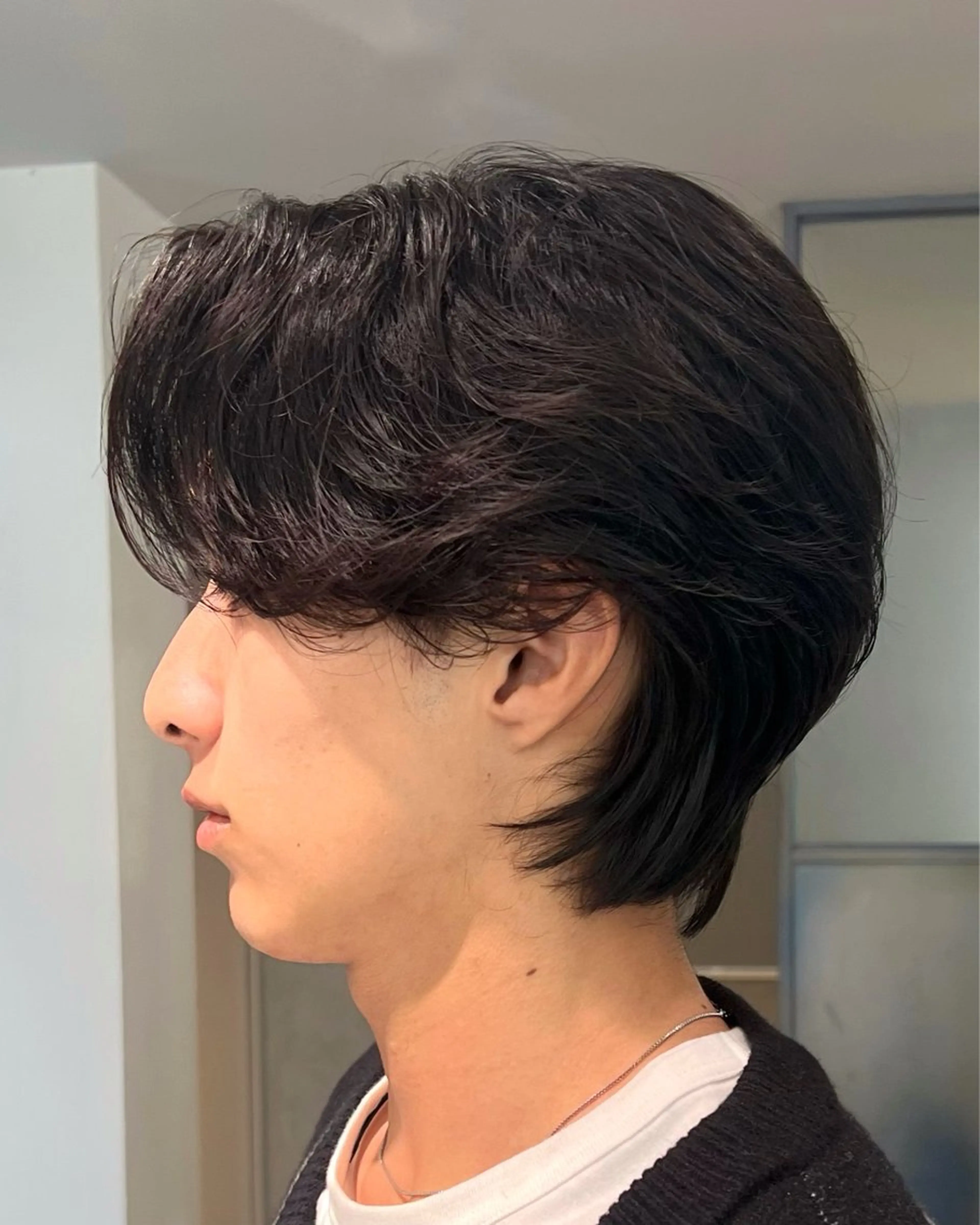 パーマ メンズ センターパート メンズパーマ ニュアンスパーマ カット パーマ Qin shaire salon 原宿verno店所属・【センターパート】 ETO／江藤翼の眉毛・アイブロウイメージ