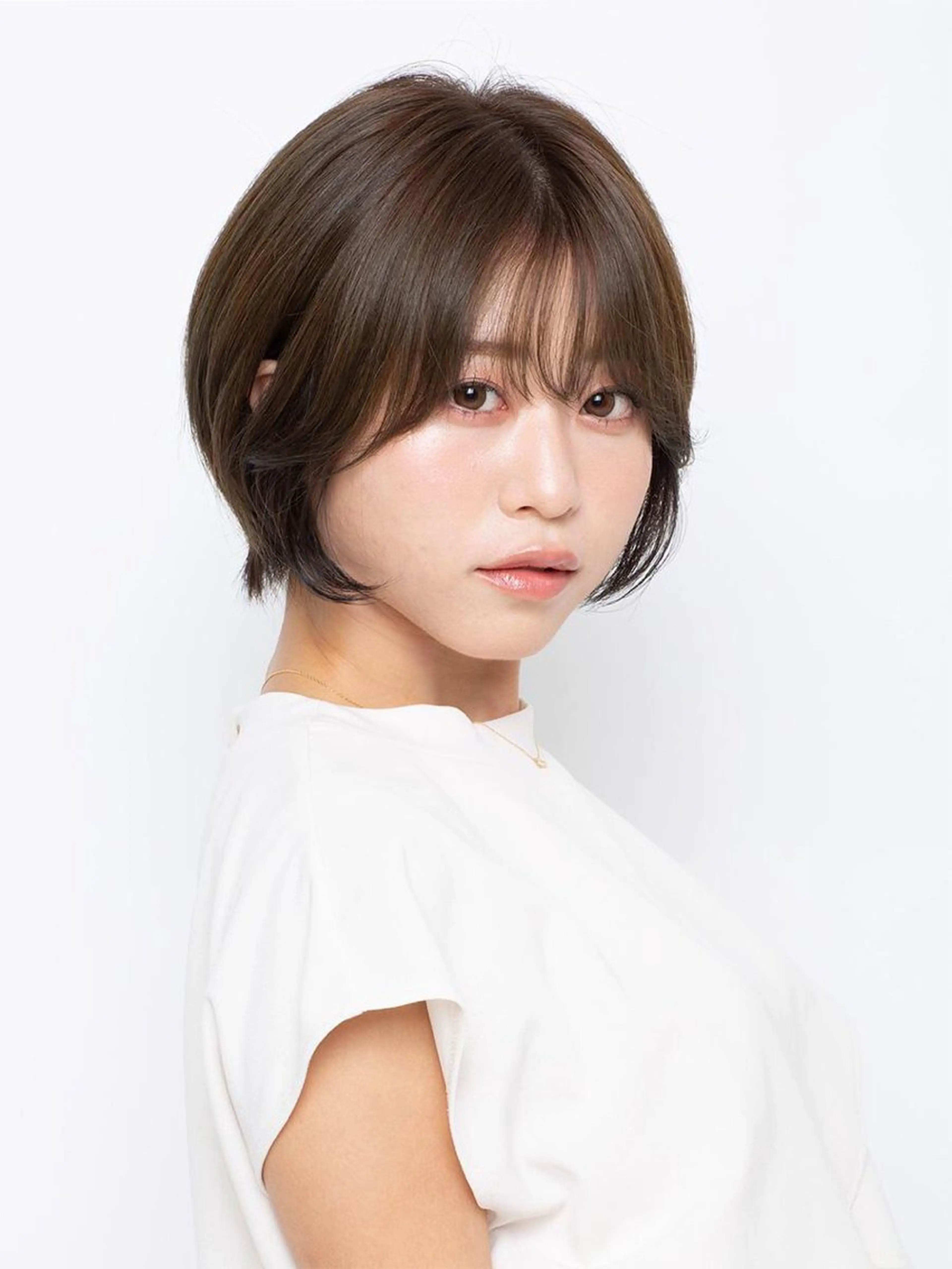 ショート カラー 丸みショート ボブ ショートヘア 小顔カット 縮毛矯正 越谷の 髪質改善師✨のヘアスタイル