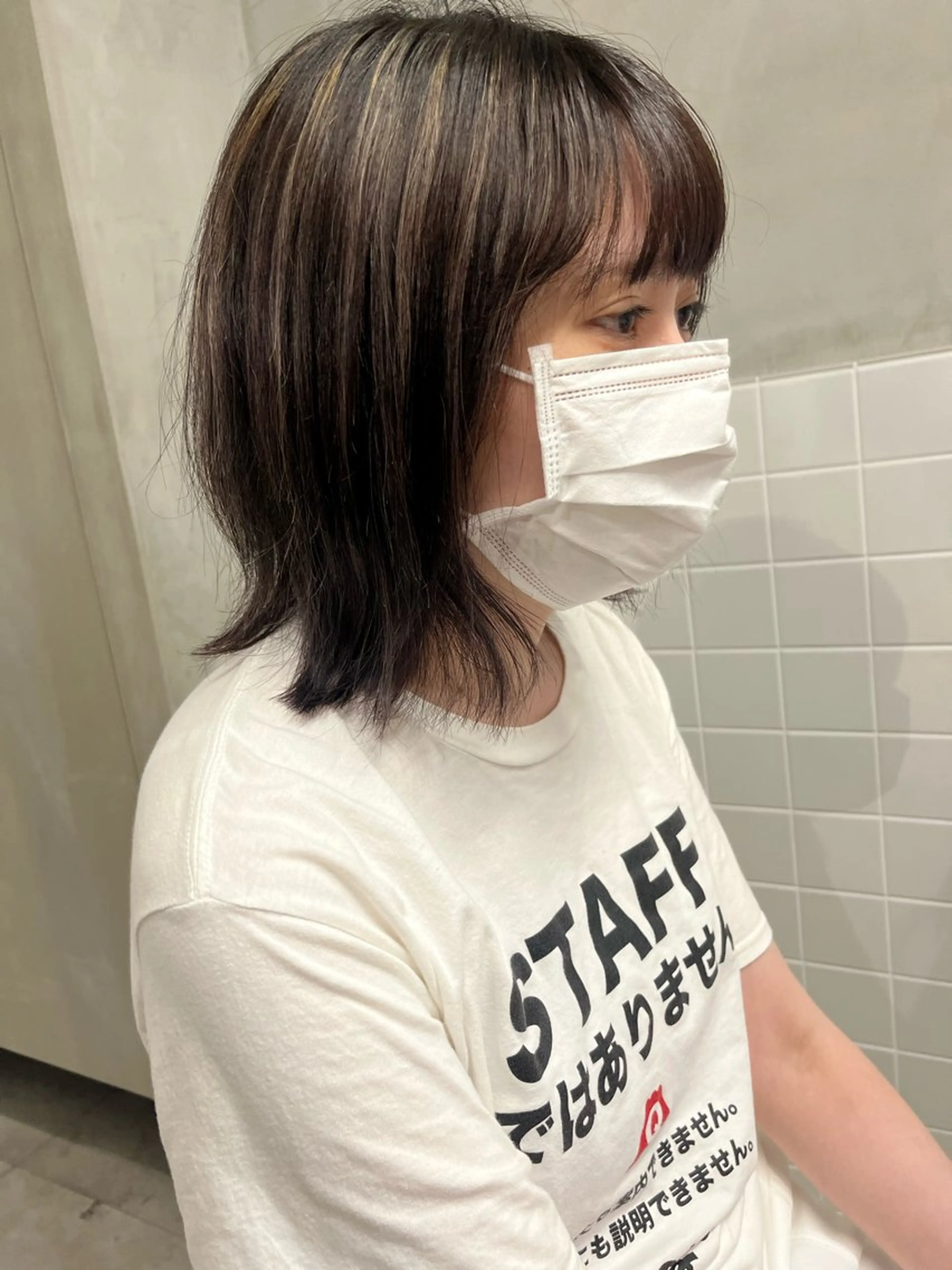 ミディアム カラー ハイライトカラー ハイライト anon Loemのヘアスタイル