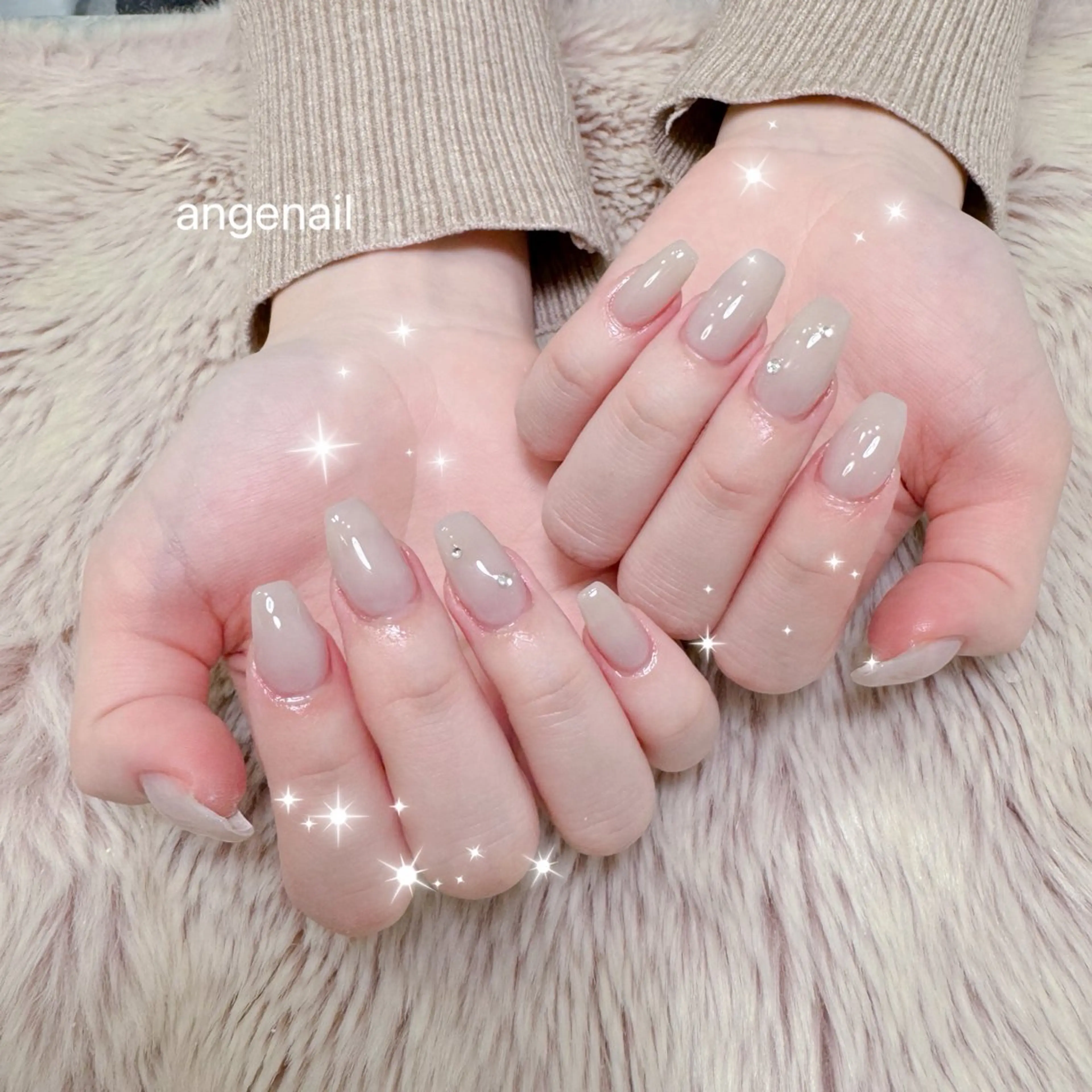 ネイル ハンドネイル オーナーネイリスト MAKIのネイルデザイン