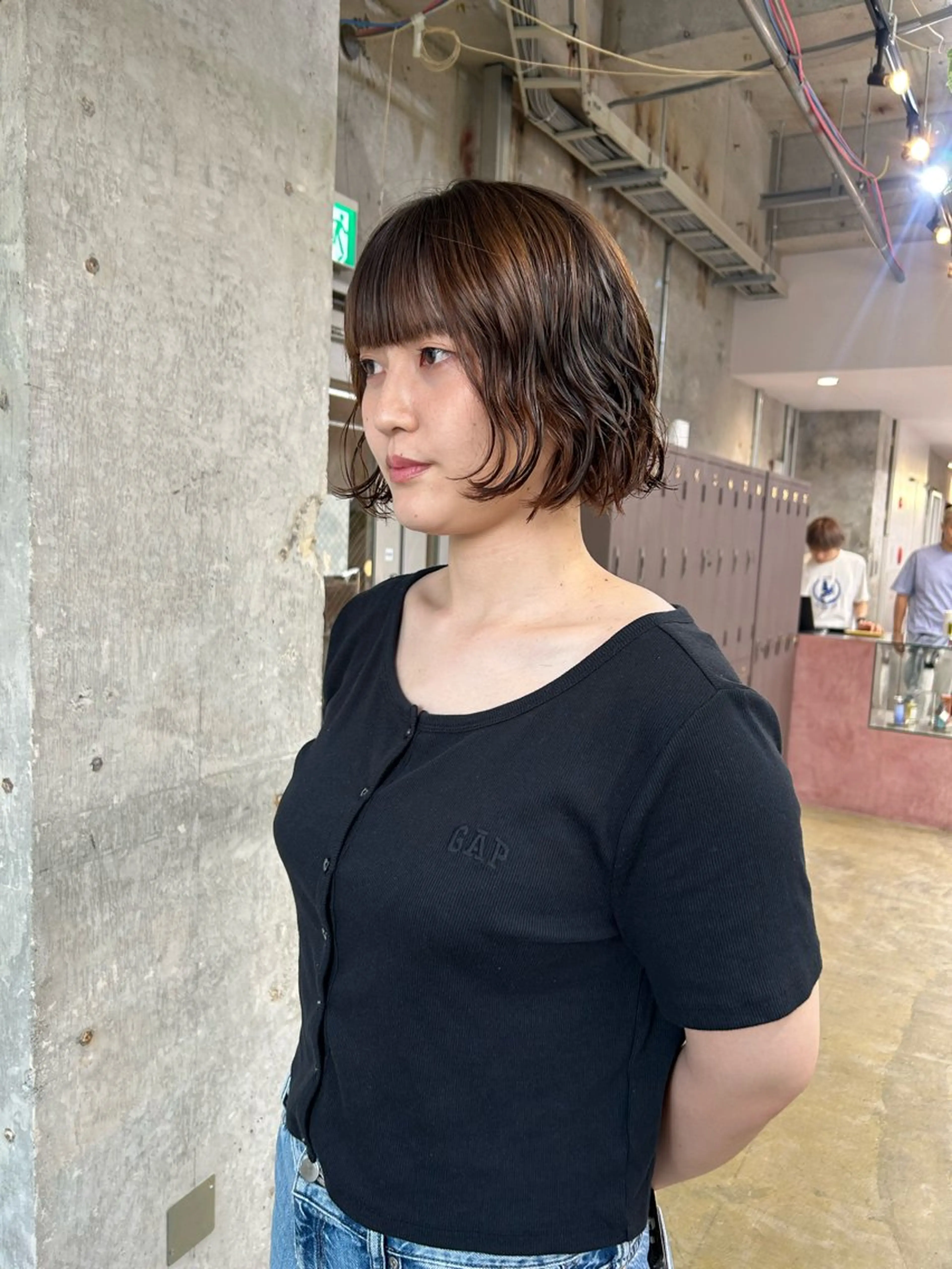 ミディアム 伊佐治由菜/オリーブ /酸性ストレートのヘアスタイル
