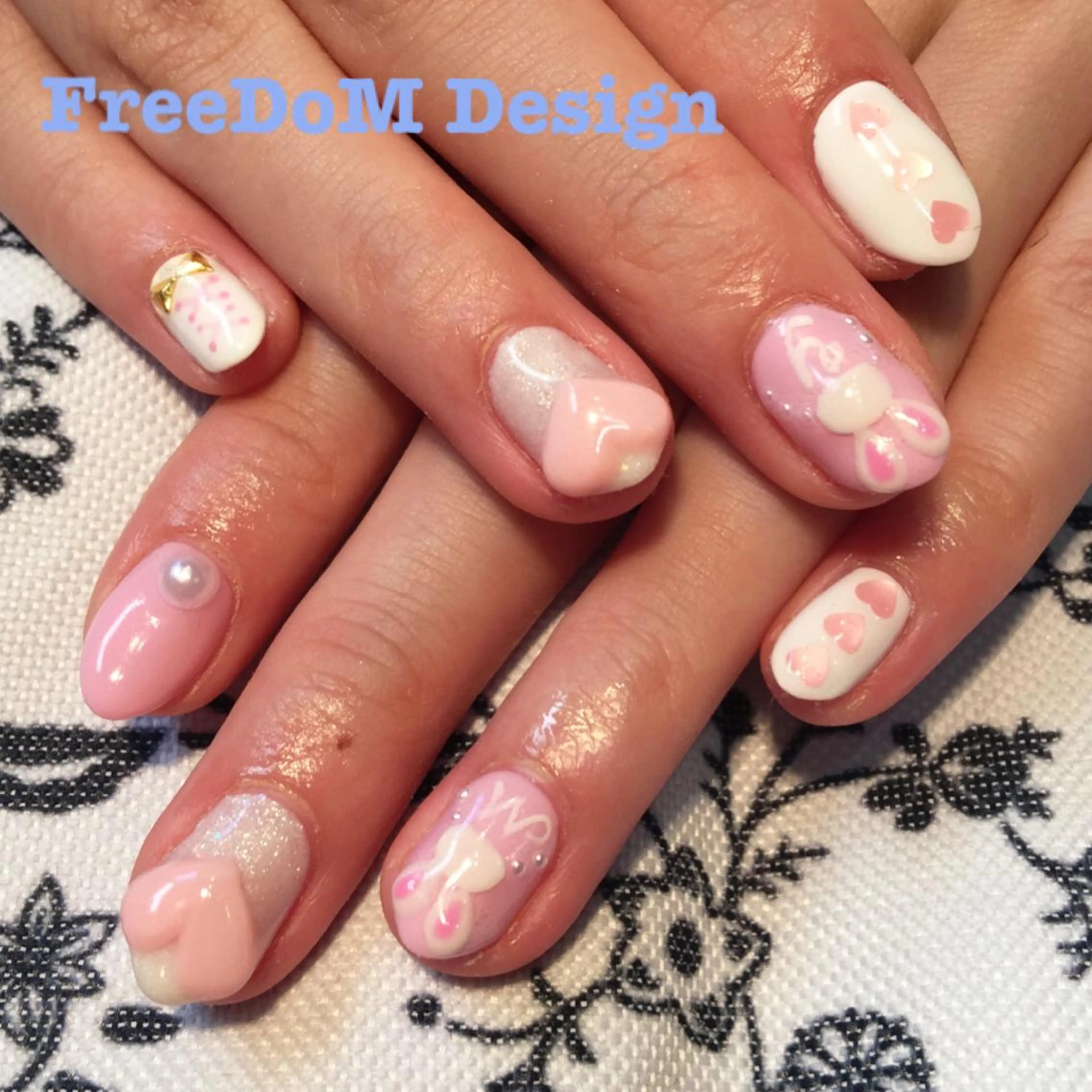ネイル アートネイル ハンドネイル ＦreeDoＭ   Design所属・W KUMIのネイルデザイン