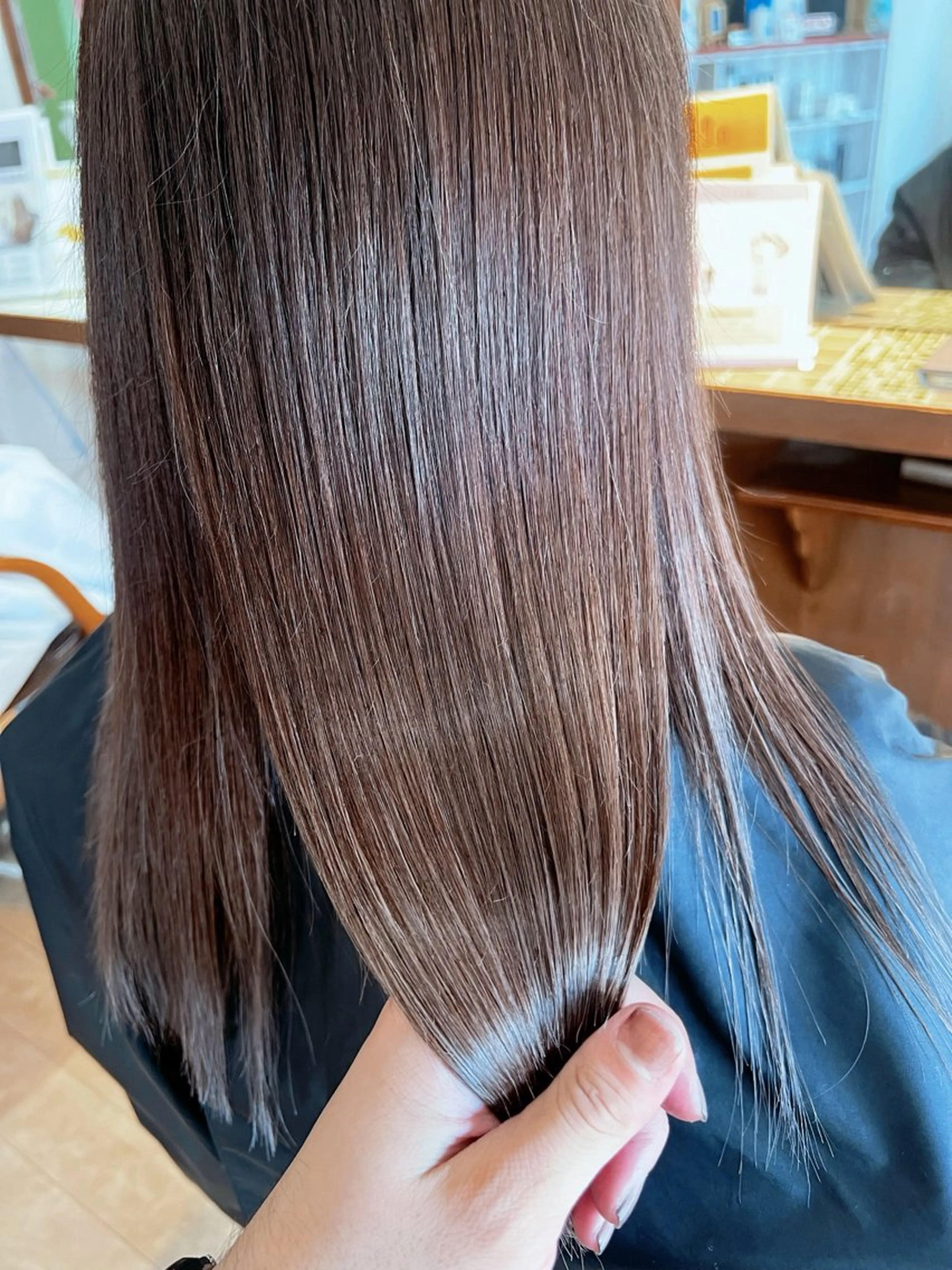 ロング パーマ特化 若山 結愛のヘアスタイル