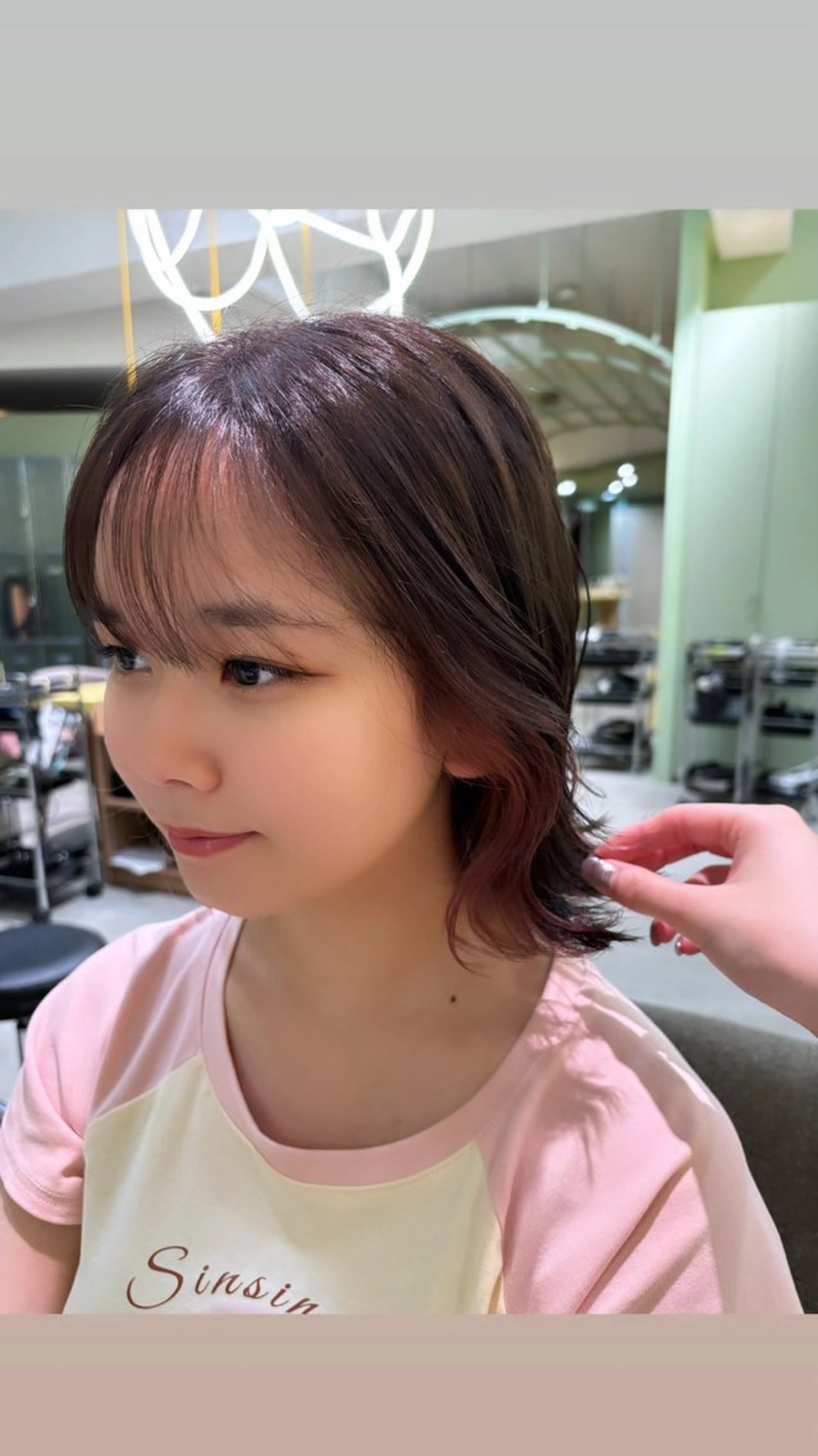 カラー 酒井 菜花のヘアスタイル