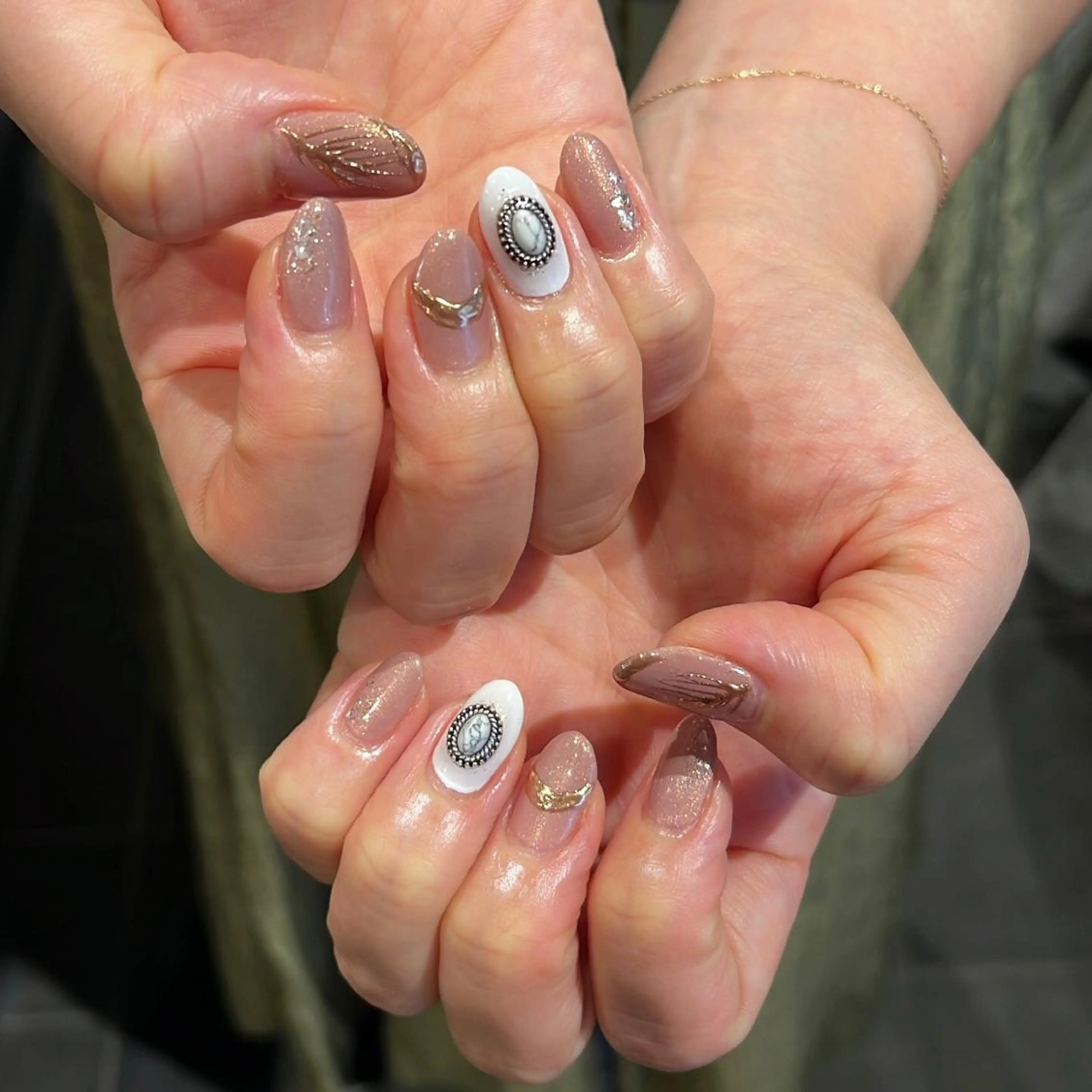 ネイル 鈴木 里奈のネイルデザイン