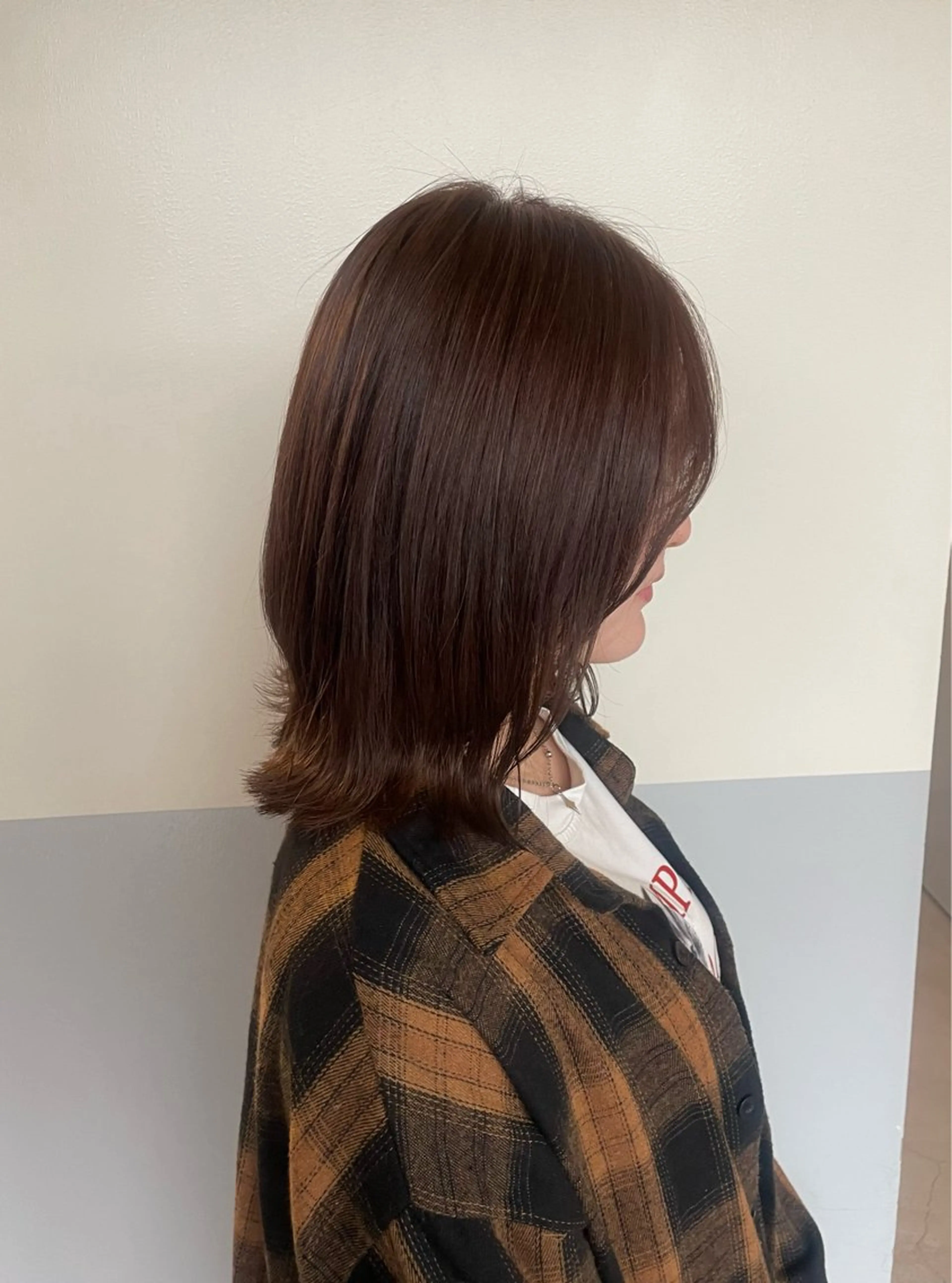ミディアム カット ヘアカラー トリートメント 小久保 里紗のヘアスタイル