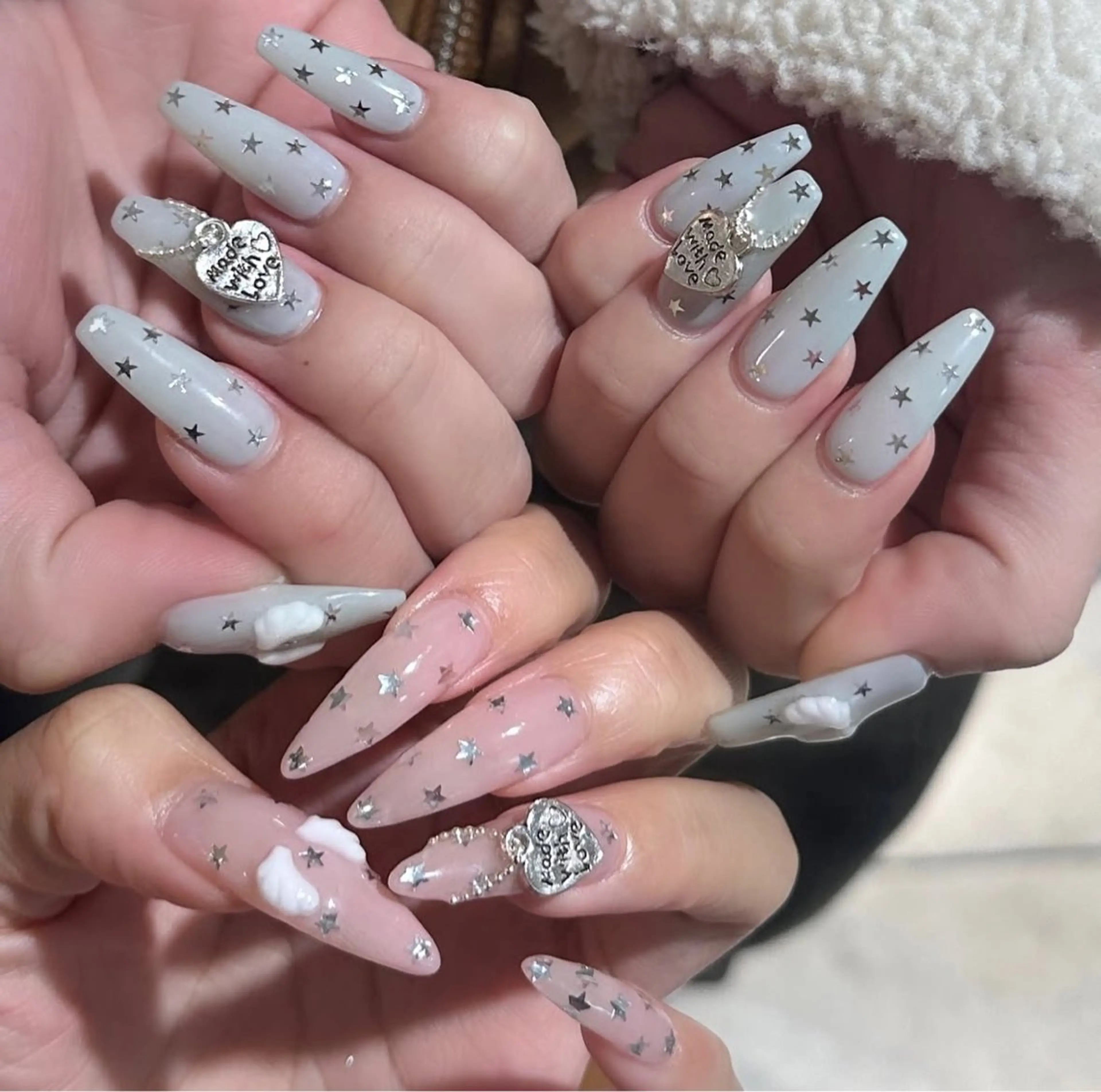 ネイル 長さ出し グラデーション キラキラネイル 韓国ネイル ラメ(グリッター) ハンドネイル ハンドケア Chisa Nail Studio所属・リ リのネイルデザイン