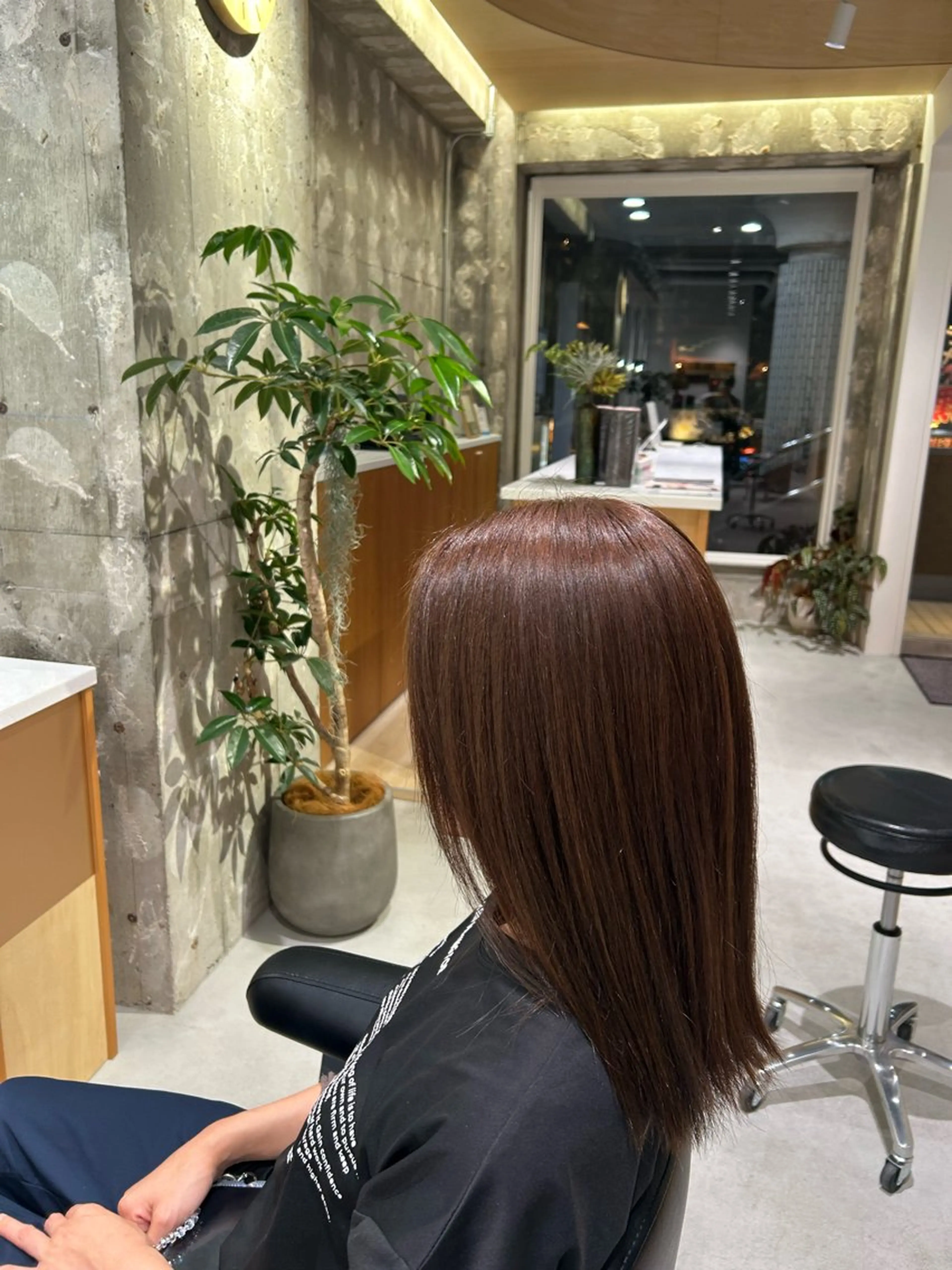 カラー 髙橋 舞衣のヘアスタイル