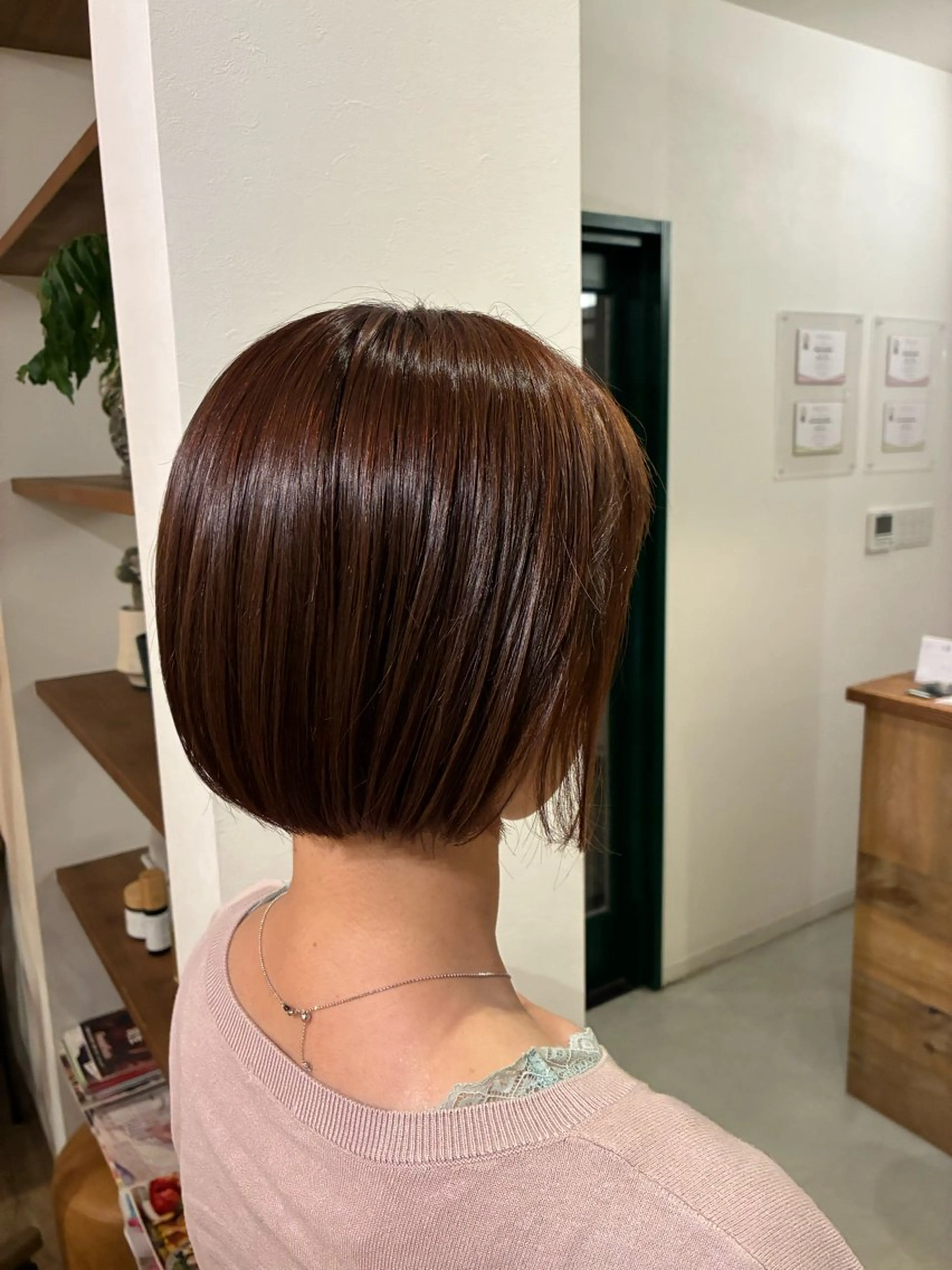 ショート ヘアカラー 清水 美香のヘアスタイル