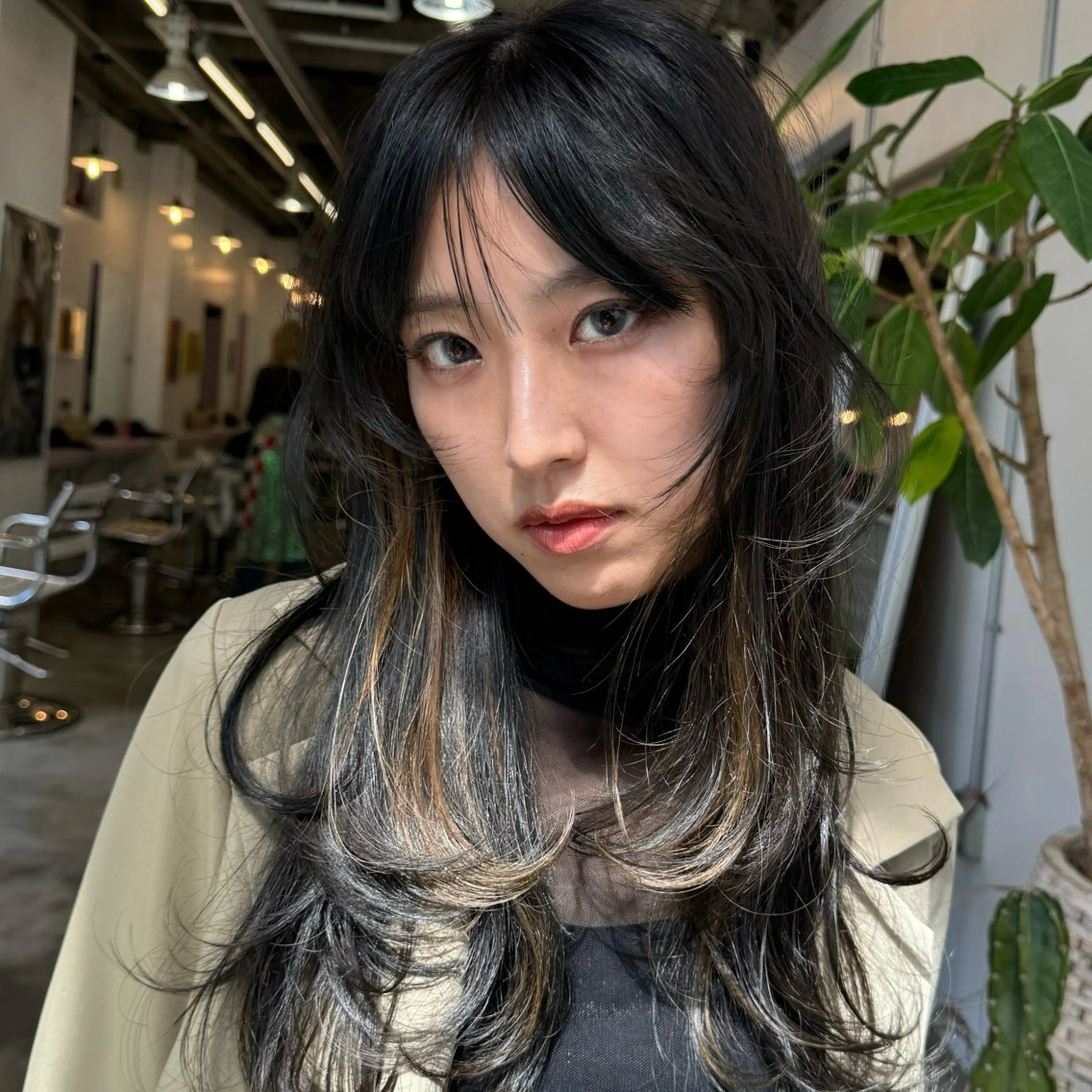 ロング カット ヘアカラー トリートメント 小森 祐希のヘアスタイル