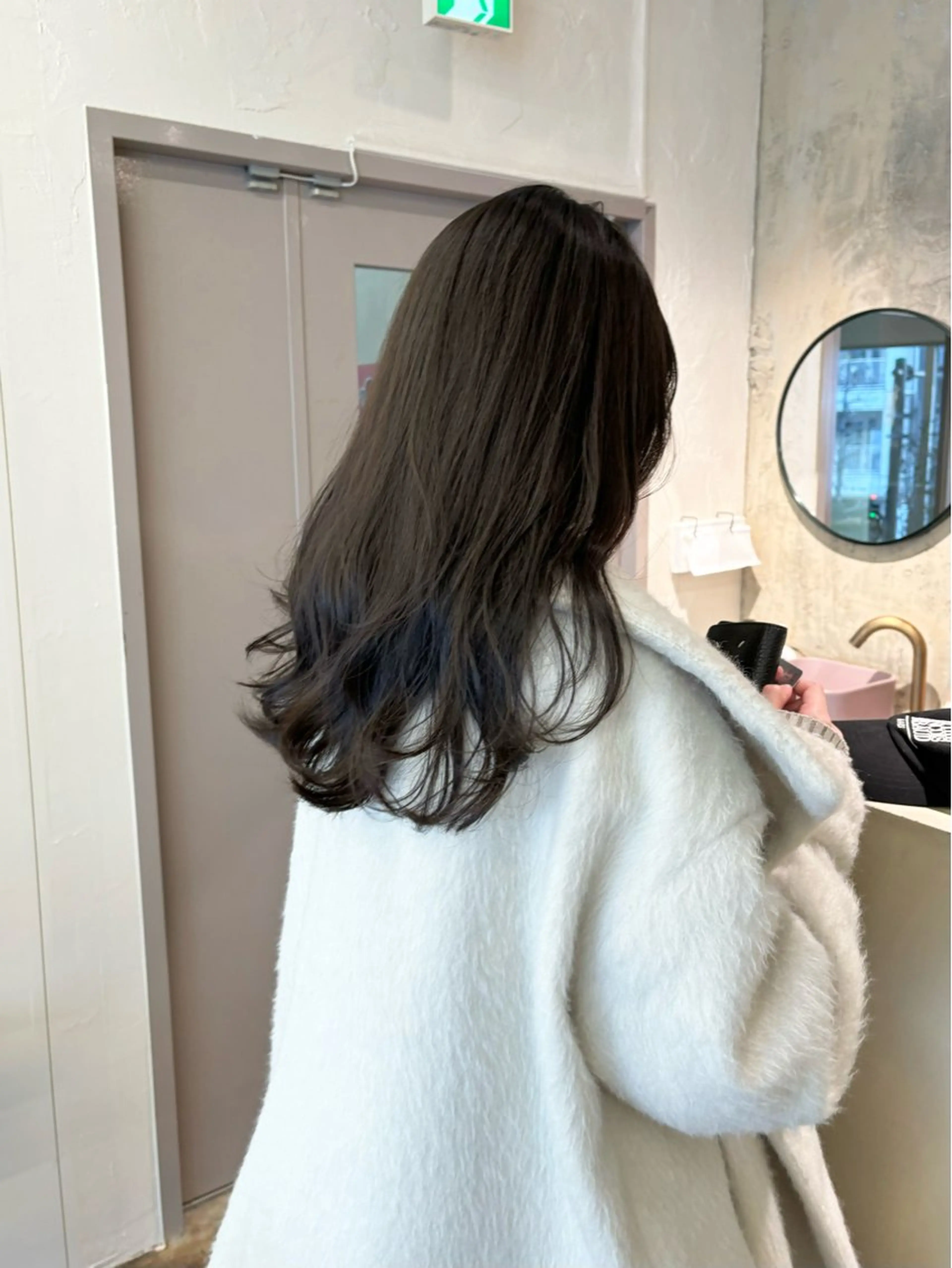セミロング カラー 透明感カラー グレージュ オリーブグレージュ オリーブグレー 武田美空🐇 ヘアアレンジ/カラーのヘアスタイル