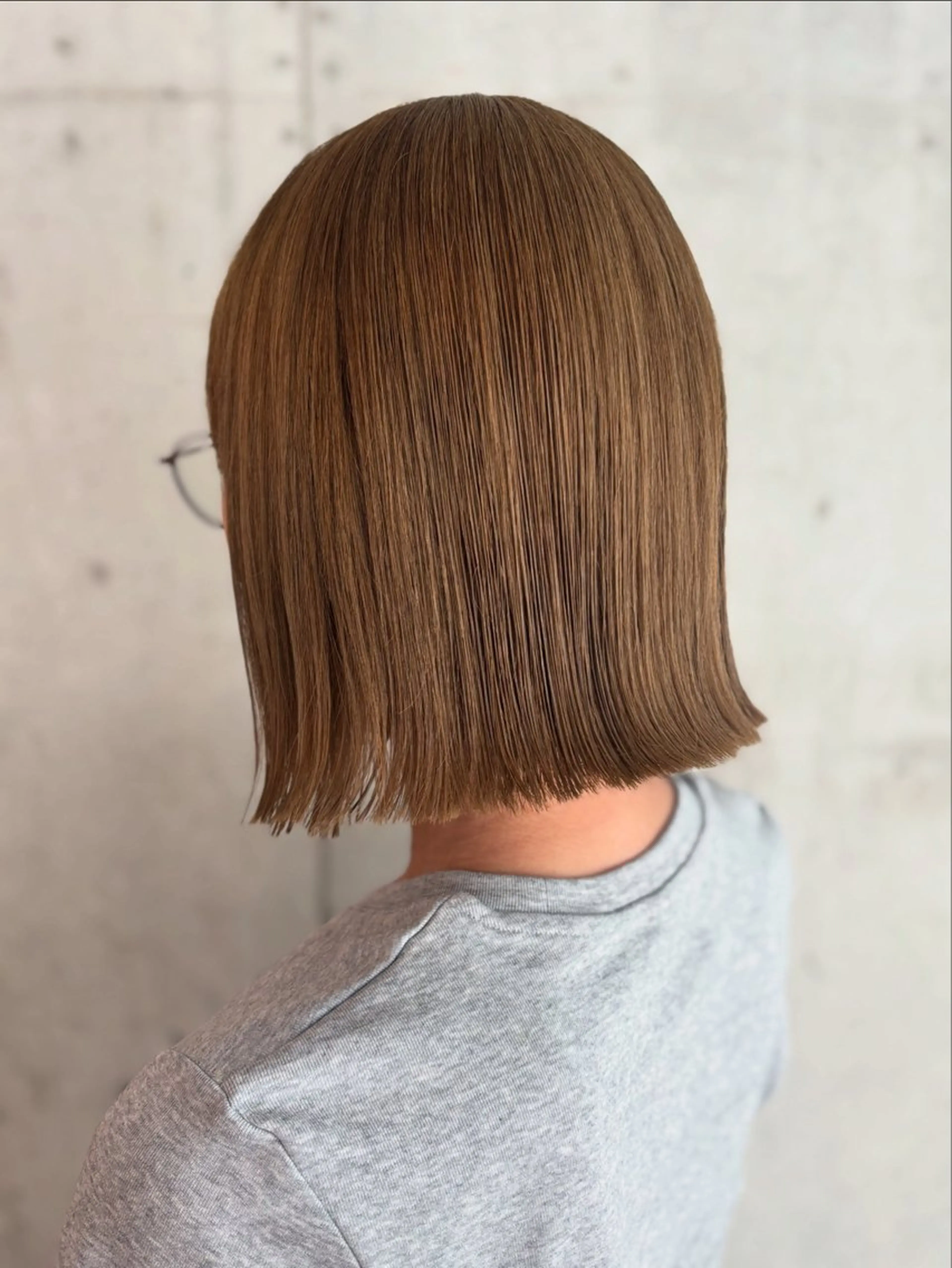 セミロング カット ヘアカラー ♥️切りっぱなし/ 艶カラー/mahoのヘアスタイル