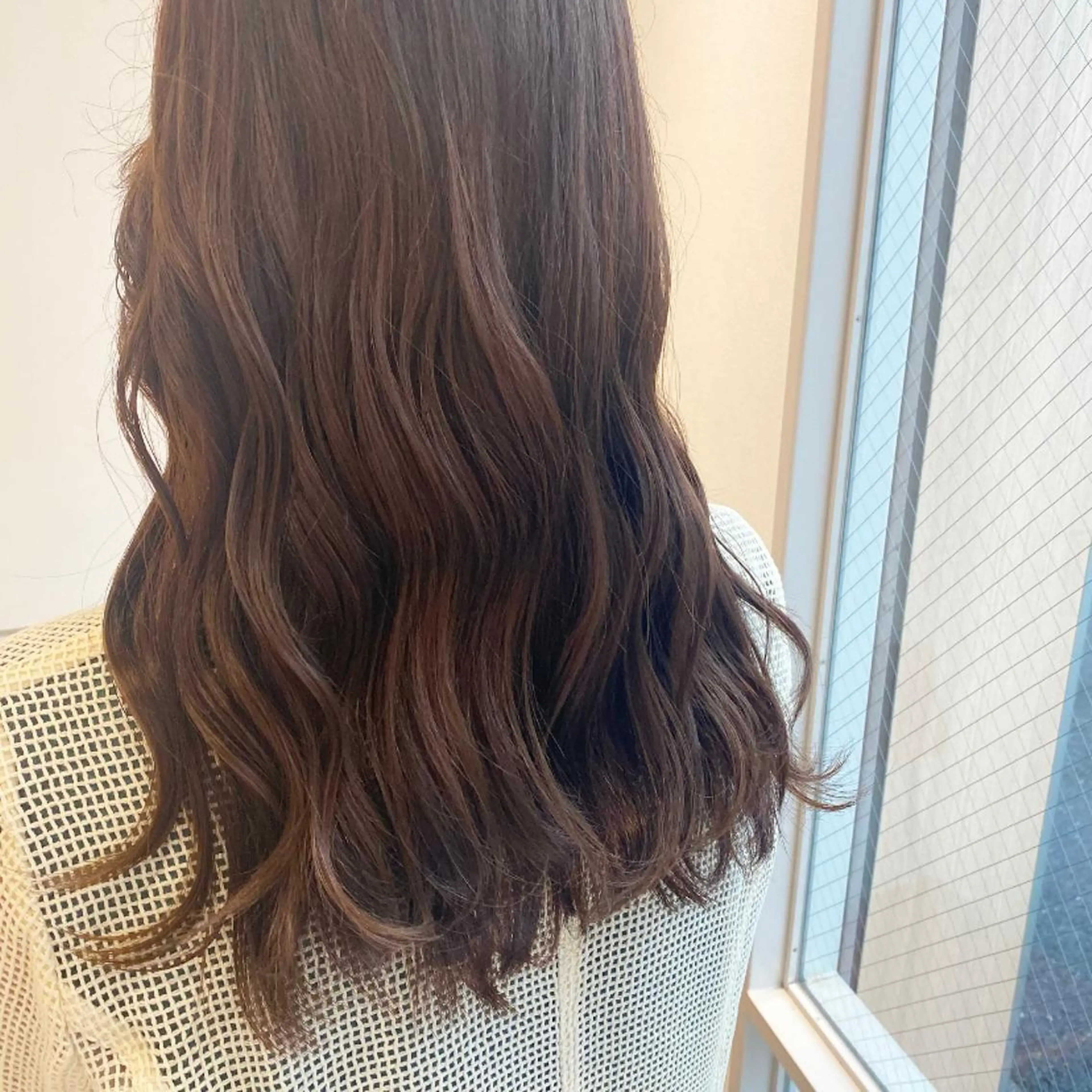 ロング カラー ベージュカラー Seymour  and    Sons所属・🌷Asuka /レイヤーカット🌷のヘアスタイル