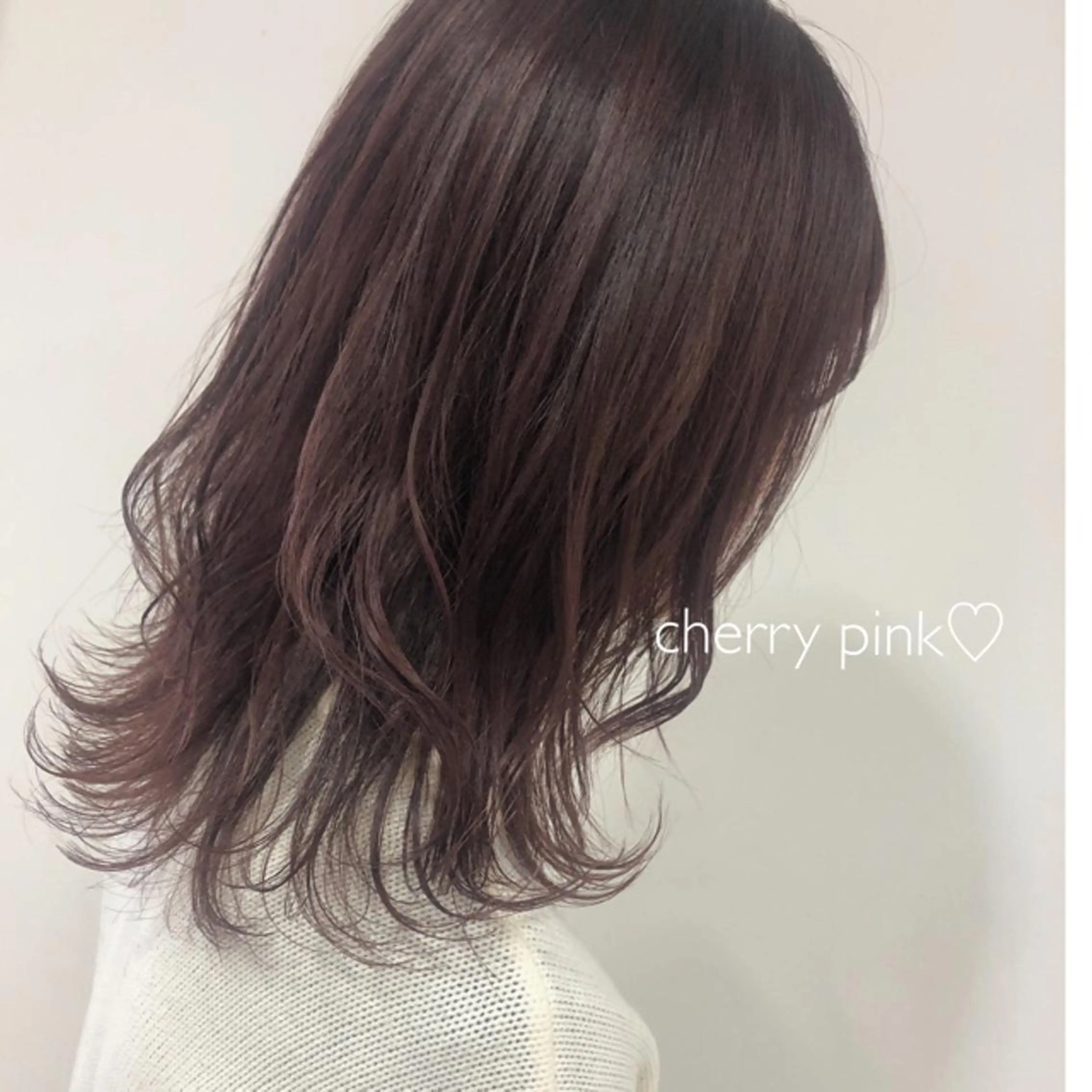 ミディアム カラー GLROW haruhiのヘアスタイル