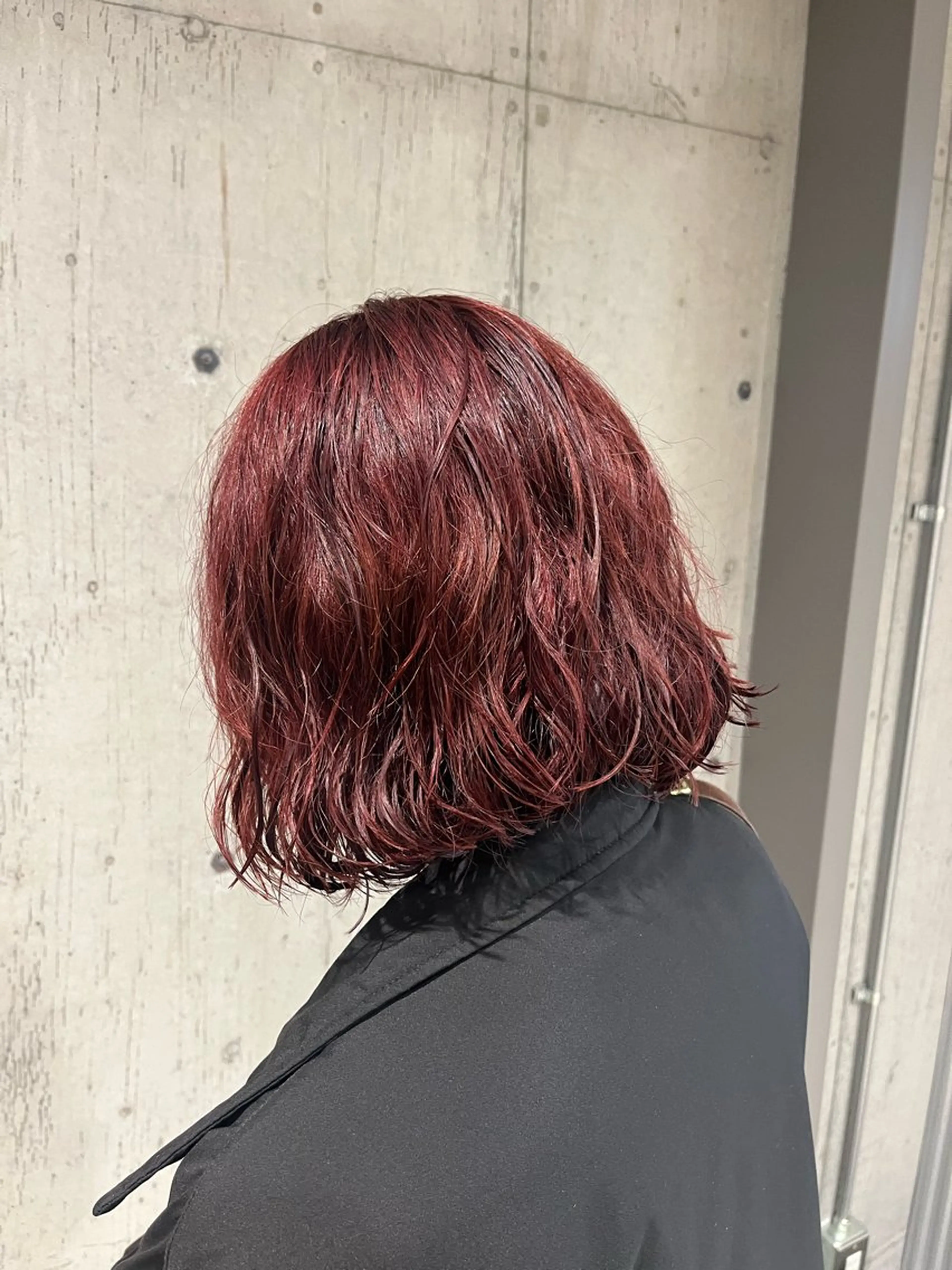 ミディアム カラー パーマ カット ヘアカラー トリートメント 傷ませないカラー・ ボブ・リクト💥のヘアスタイル