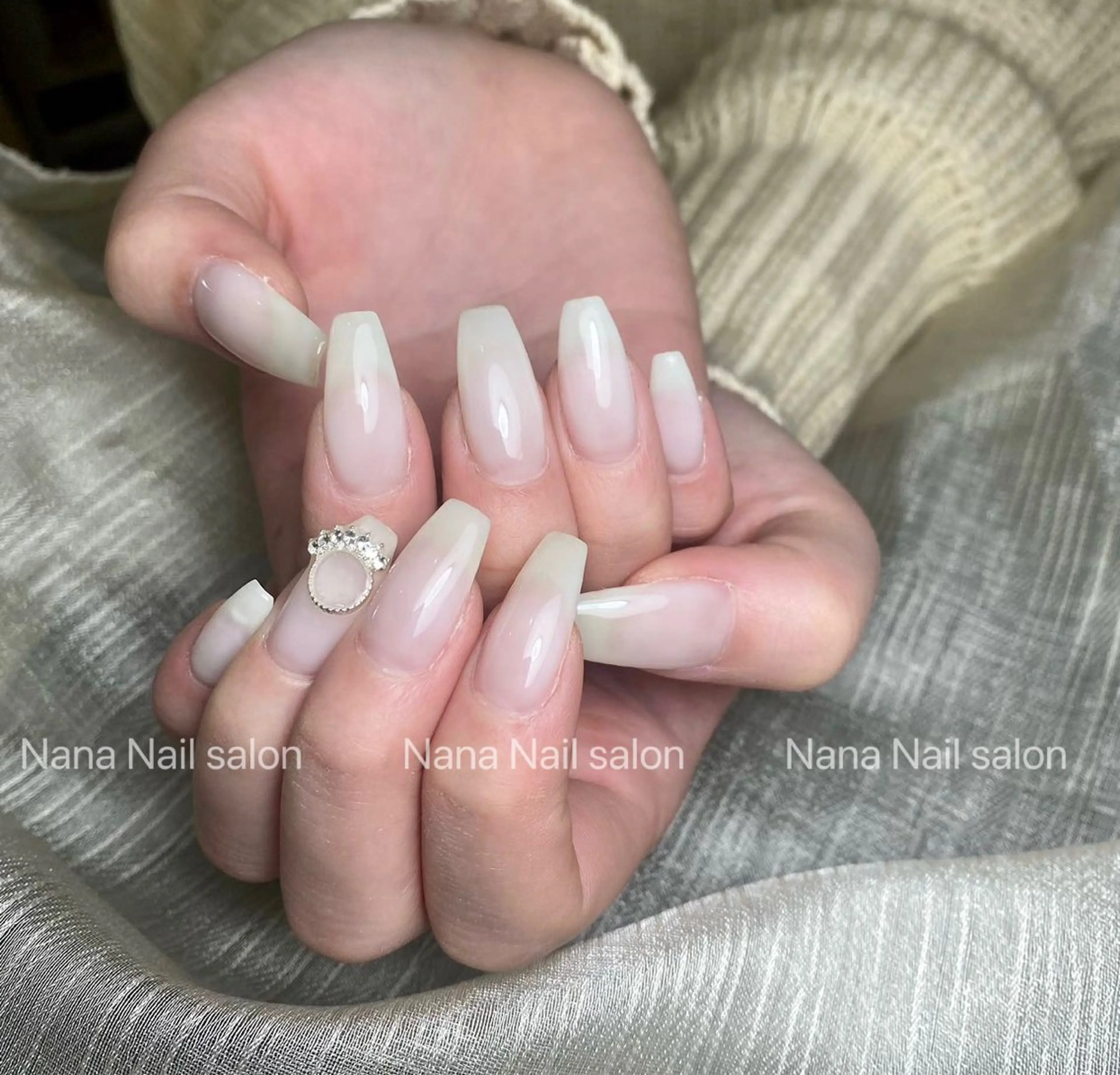 ネイル ワンカラーネイル ハンドネイル Unicorn Nail原宿表参道のネイルデザイン