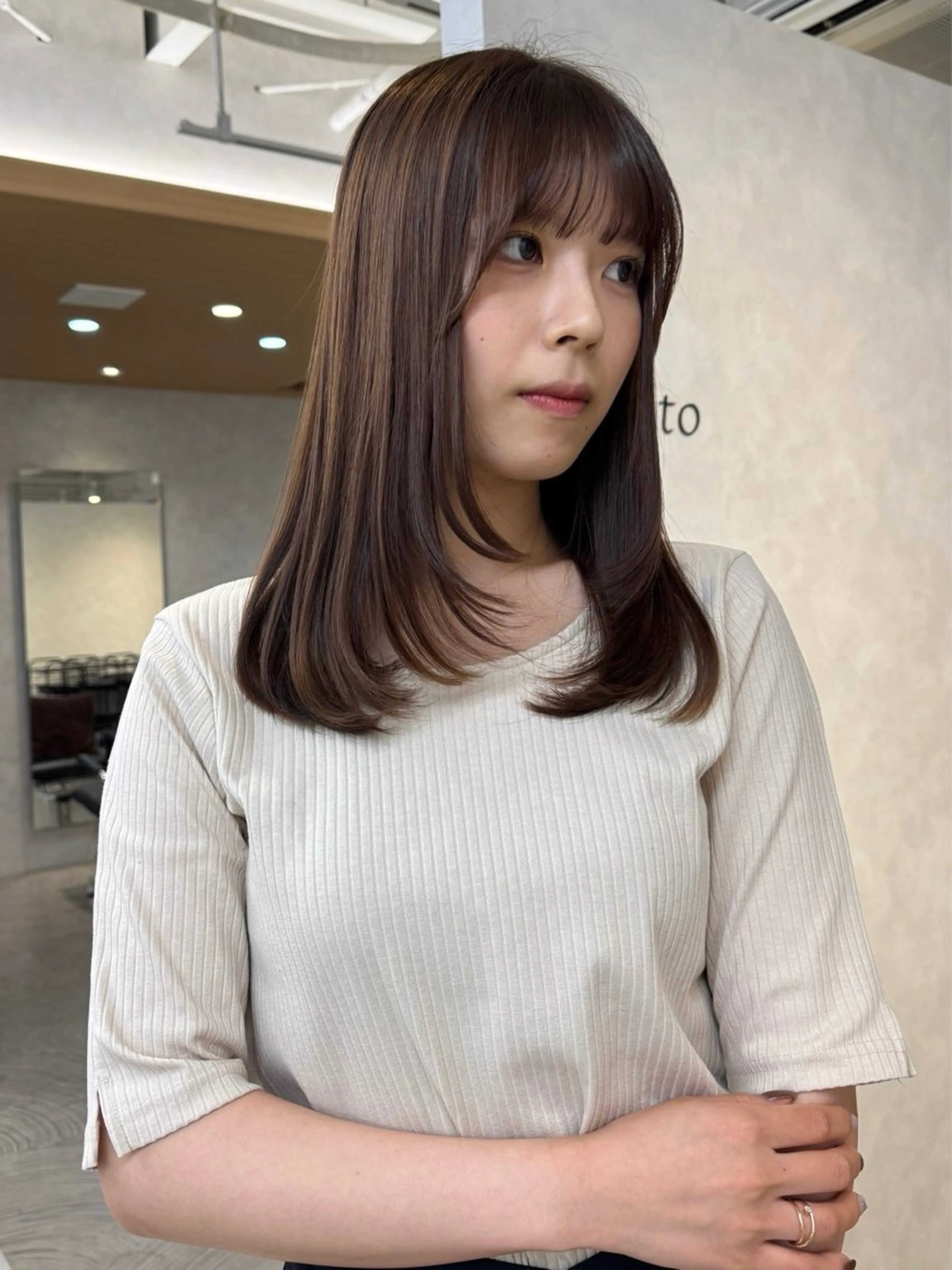 セミロング カラー 韓国風🇰🇷レイヤ ーKEI🇰🇷のヘアスタイル