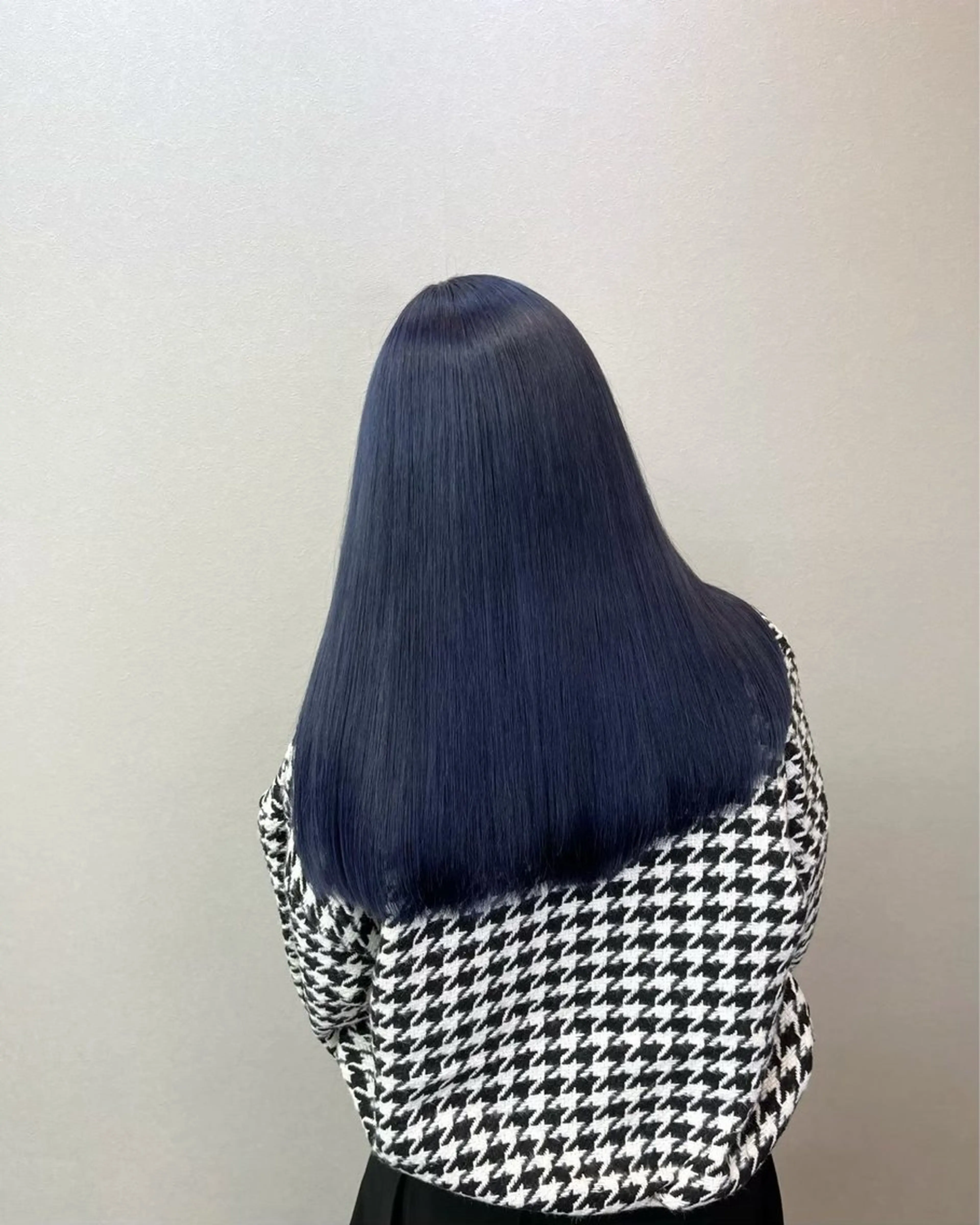 ロング カラー ネイビーカラー モッズヘア越谷西口店所属・市森 心寧のヘアスタイル