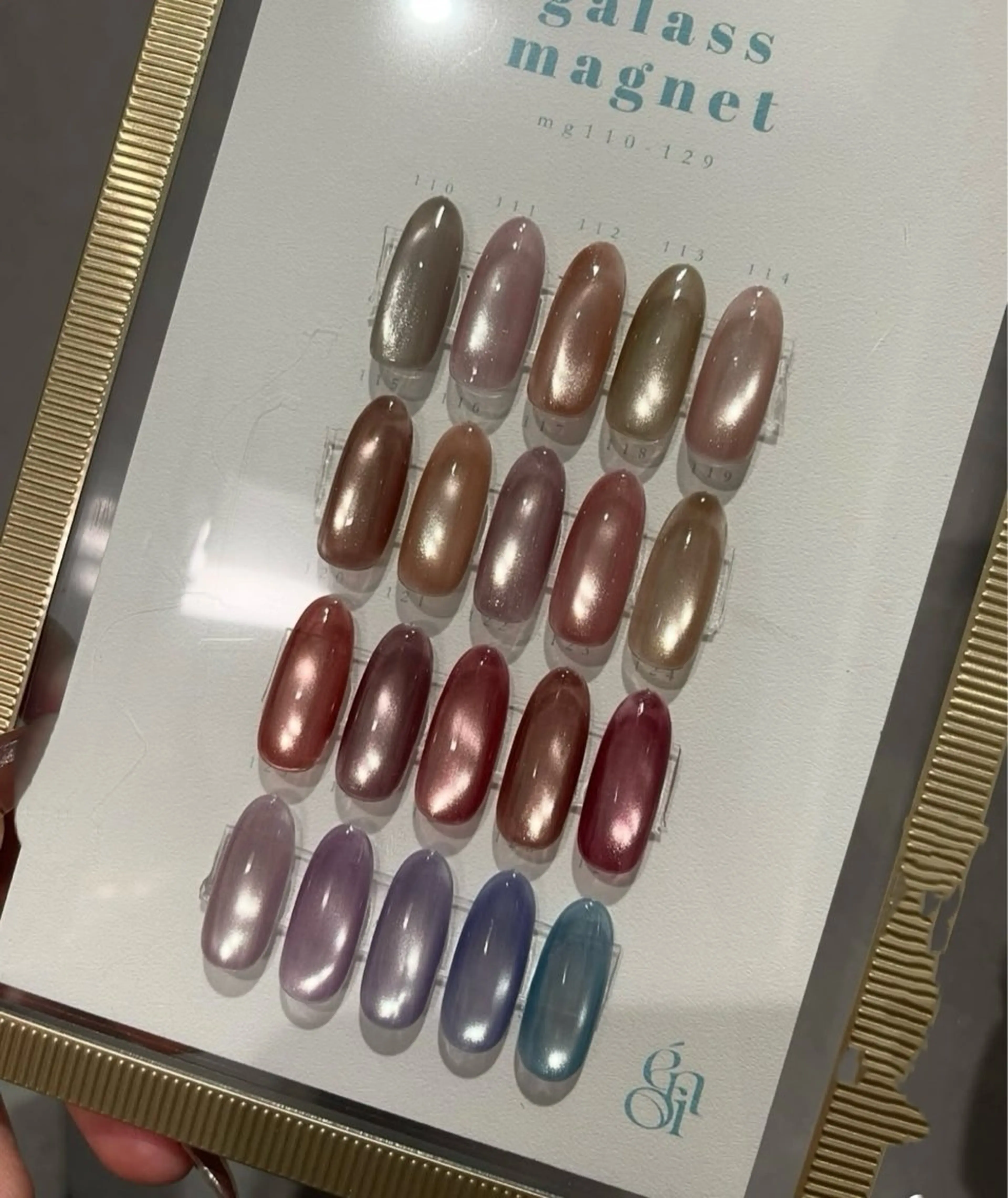 ネイル アートネイル チークネイル フラッシュネイル フットネイル フレンチネイル Floria KANAのネイルデザイン