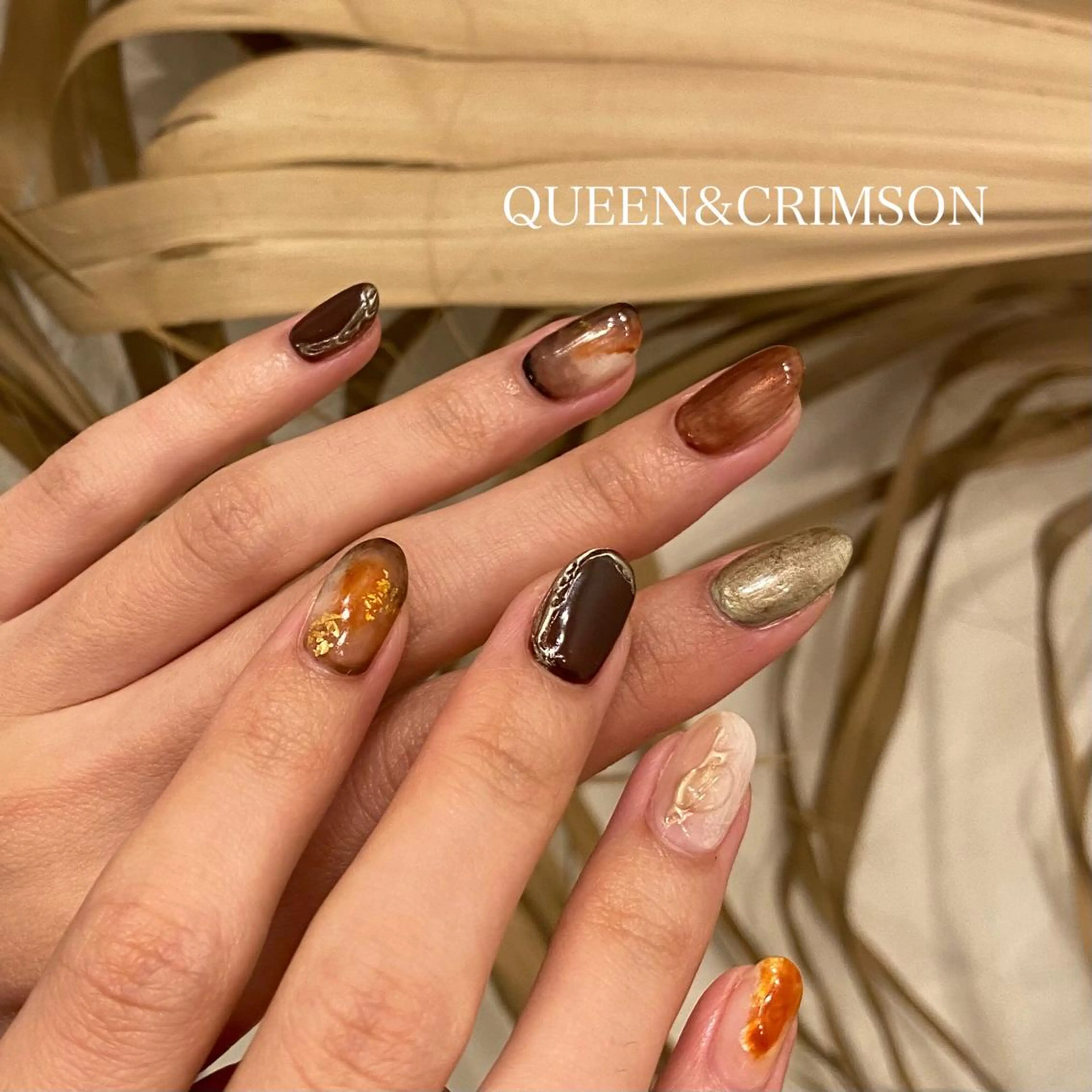ネイル ニュアンスネイル ネイル&アイ　QUEEN&CRIMSON所属・眉WAX/ピーリング ホワイトニングの眉毛・アイブロウイメージ