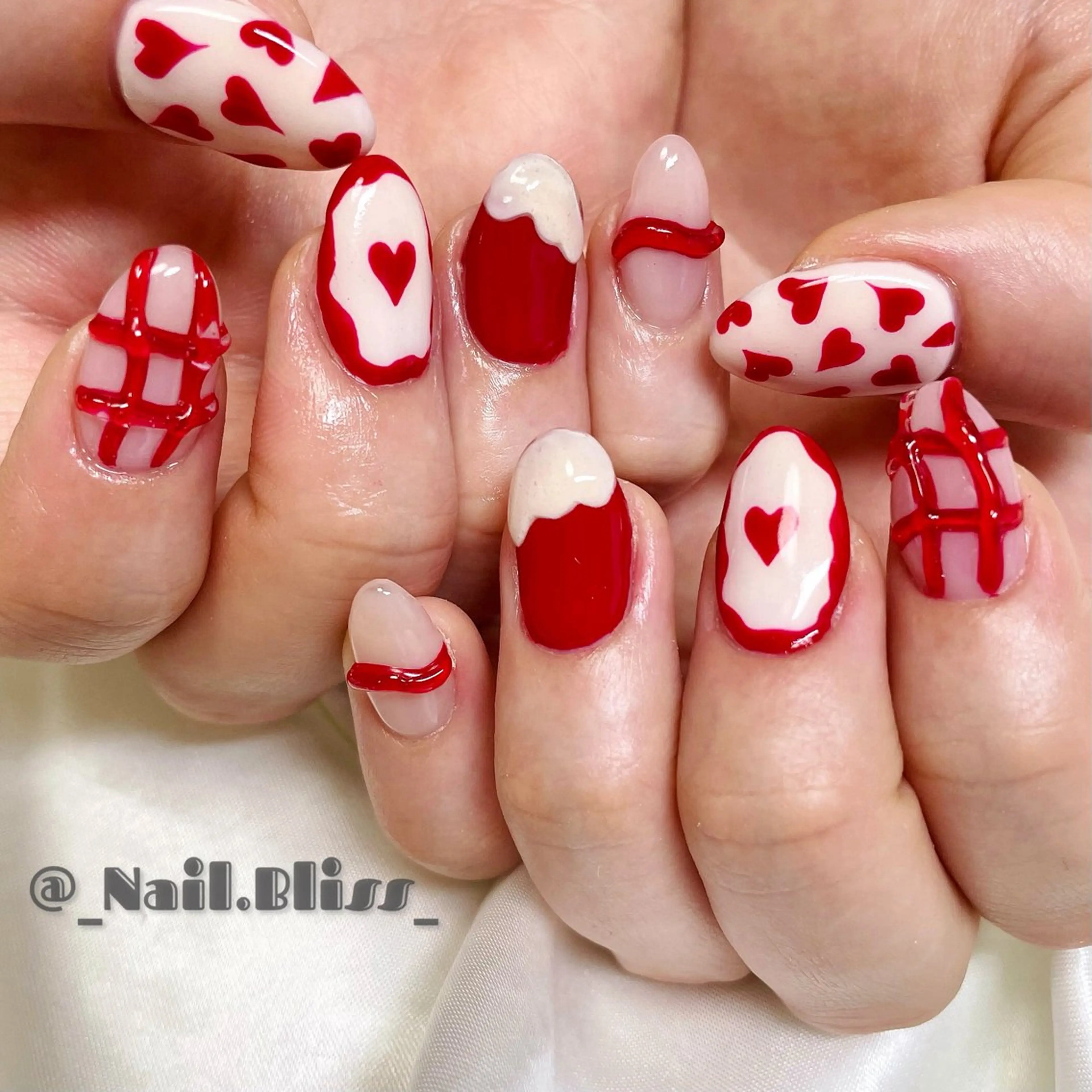 ネイル おそろいネイル ハンドネイル NAIL BLISSのネイルデザイン