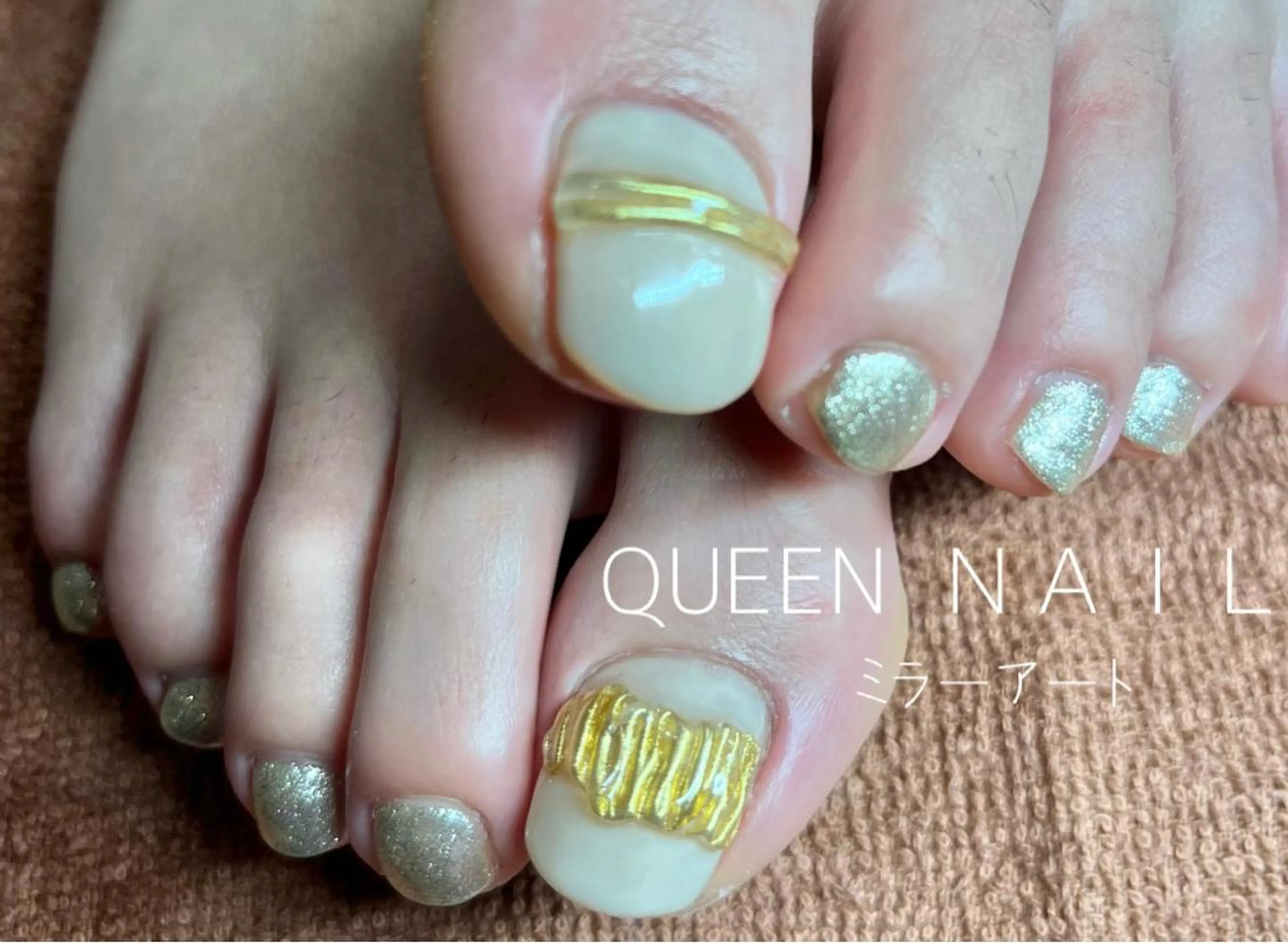 ショート カラー ネイル 韓国風ヘア アートネイル フットネイル 韓国ネイル ミラーネイル フットネイル Queen nail所属・QUEEN ＮＡＩＬのネイルデザイン