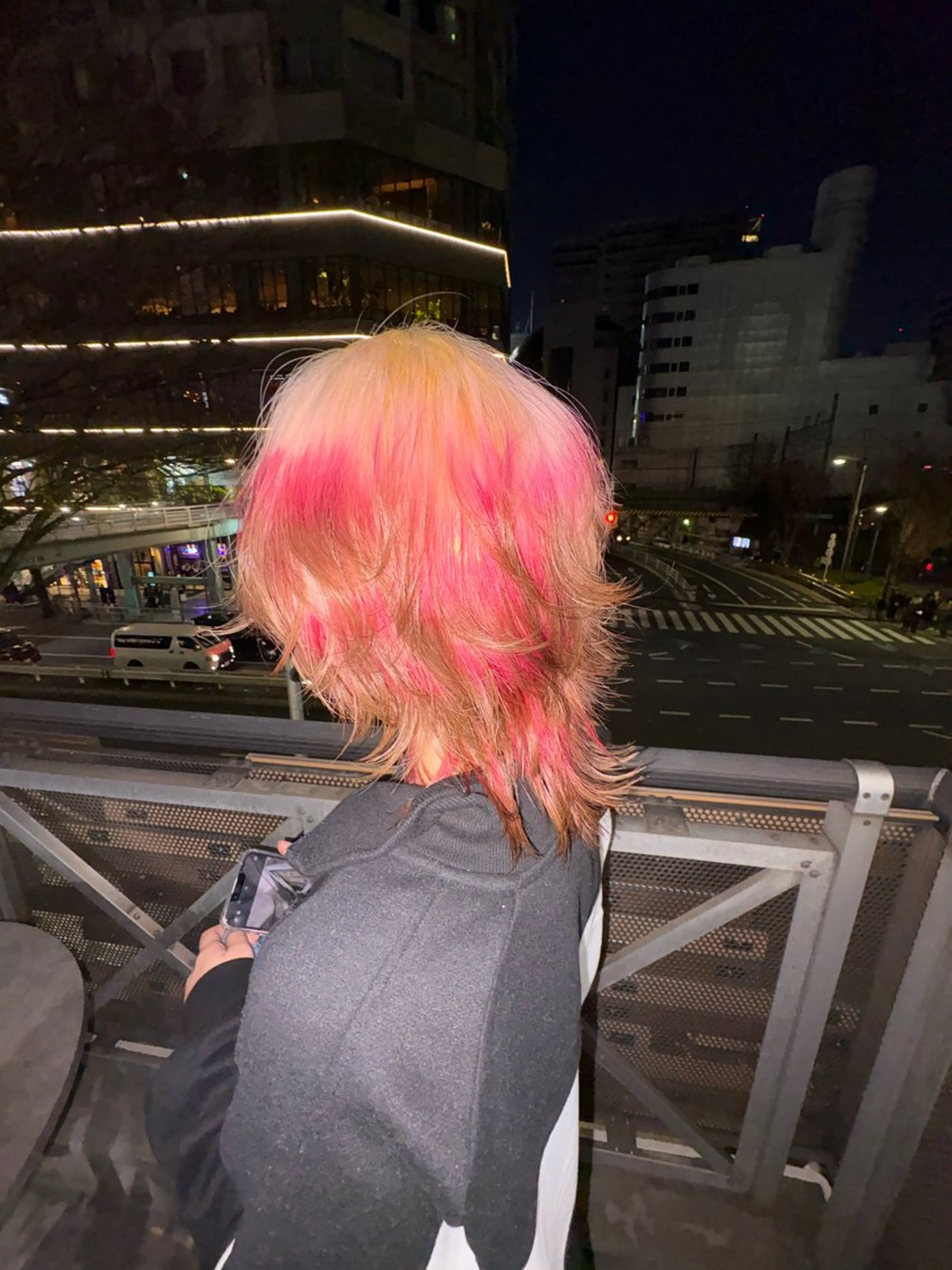 ミディアム カラー デザインカラー ウルフカット ヘアカラー driP.by HAVANA所属・ケアブリーチ／パーマ 工藤のヘアスタイル