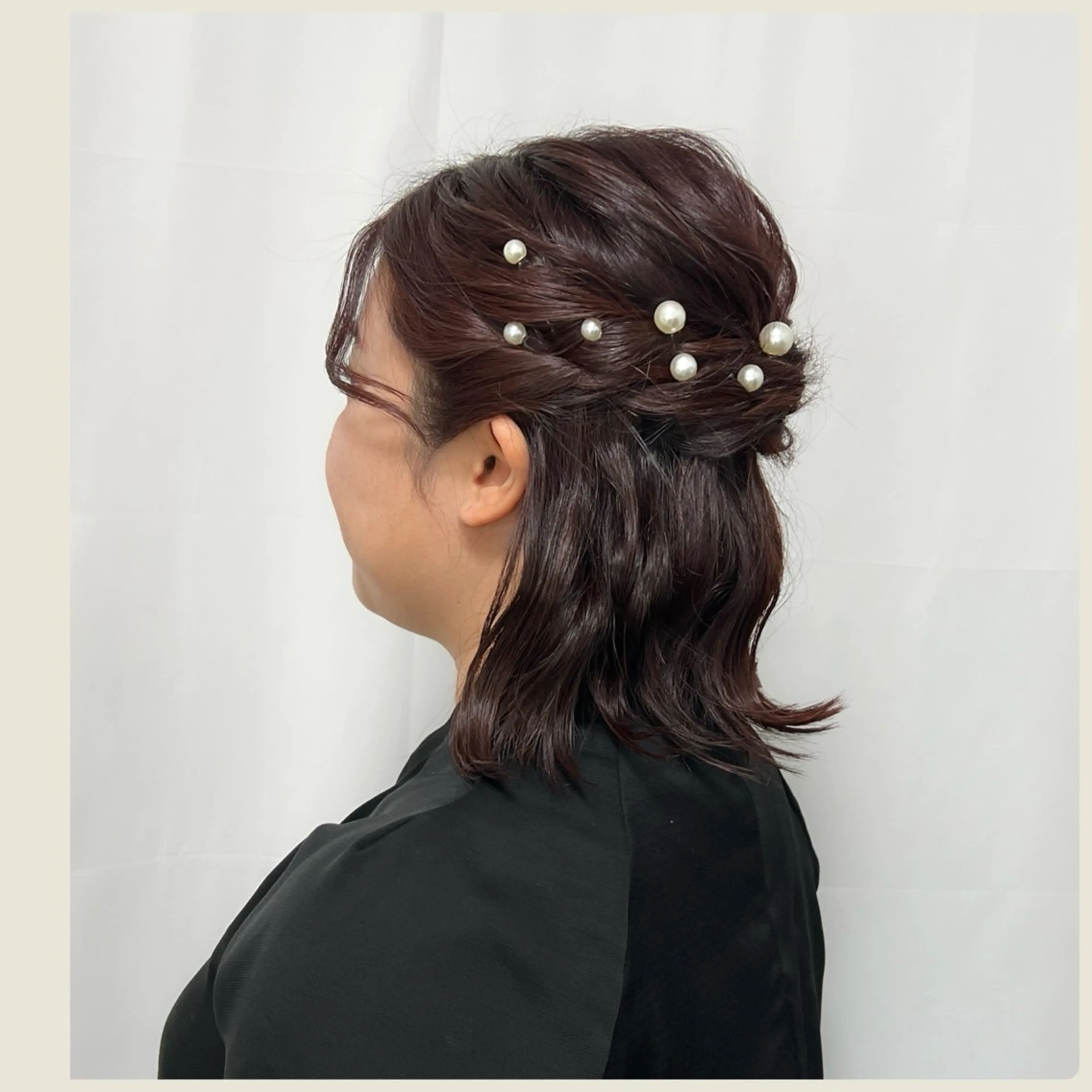 ミディアム ヘアアレンジ ハーフアップ ヘアセット CHATEAU TERRACE所属・似合うヘアメイク🪞 CHATEAUのヘアスタイル
