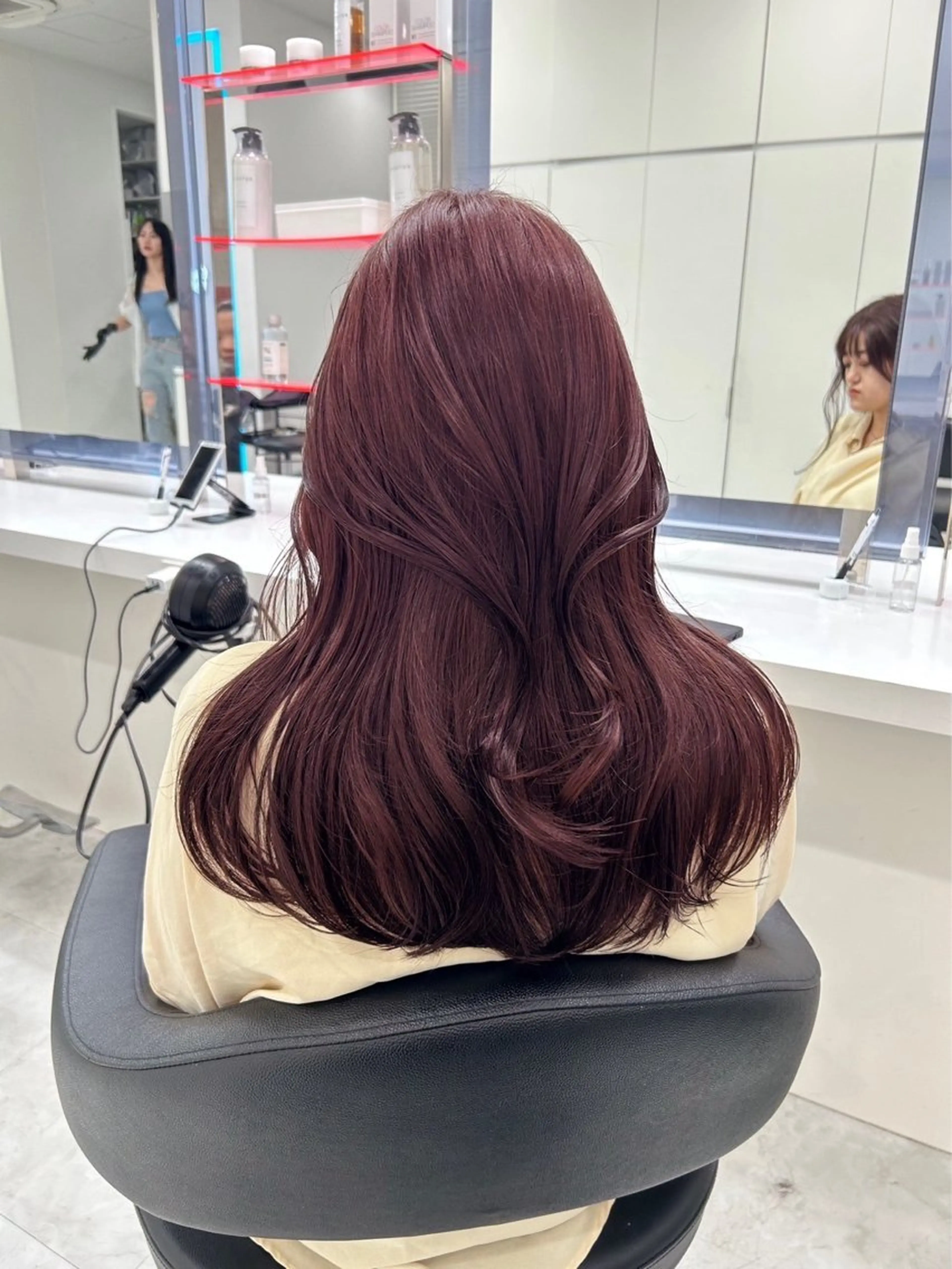 ロング カラー ヘアアレンジ トレンドモテカラー 🩷色落ちまで可愛くのヘアスタイル