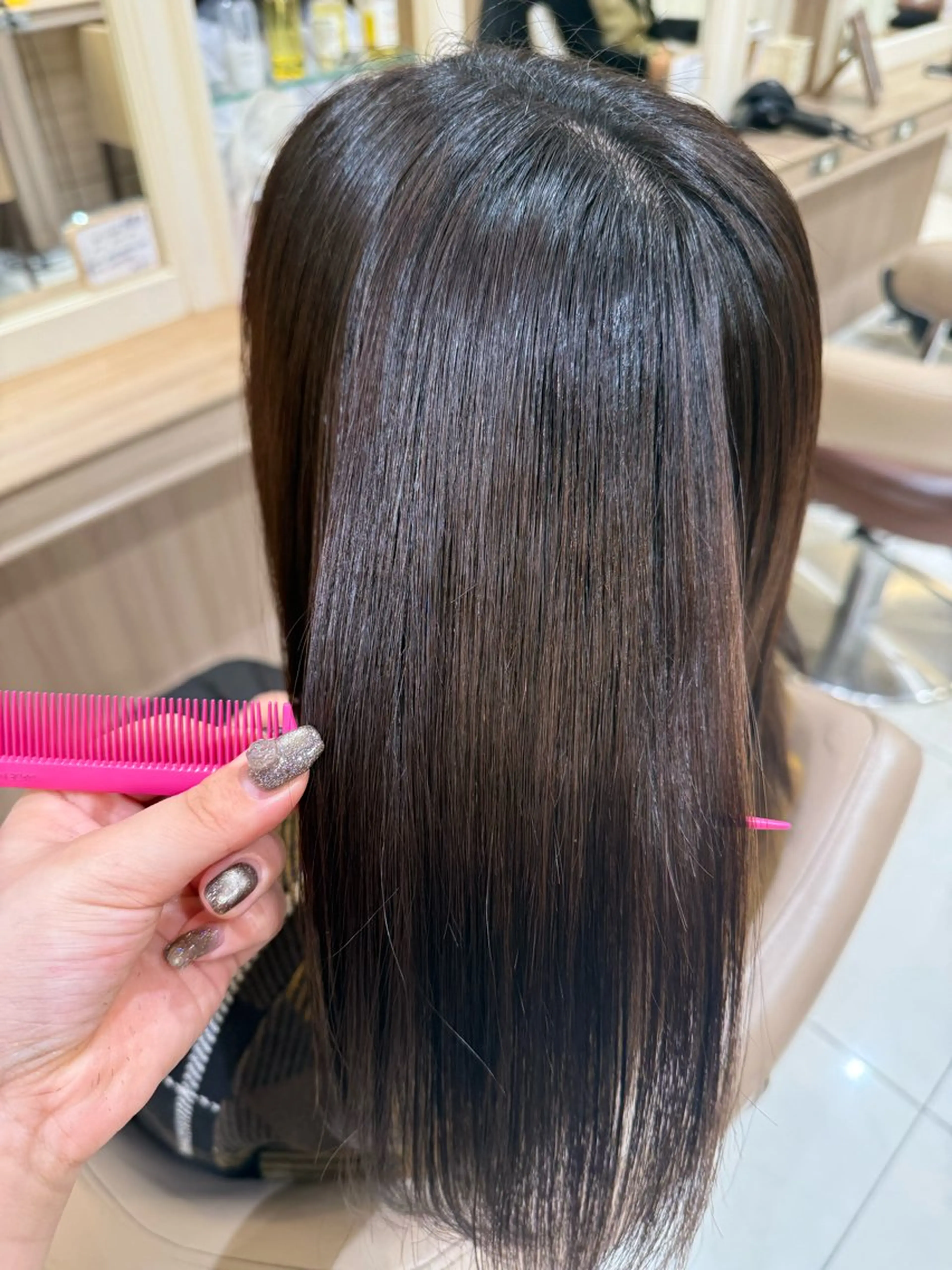 セミロング パーマ カット 縮毛矯正 トリートメント 韓国ヘアメイク🎀/ 縮毛矯正✨山本媛香のヘアスタイル