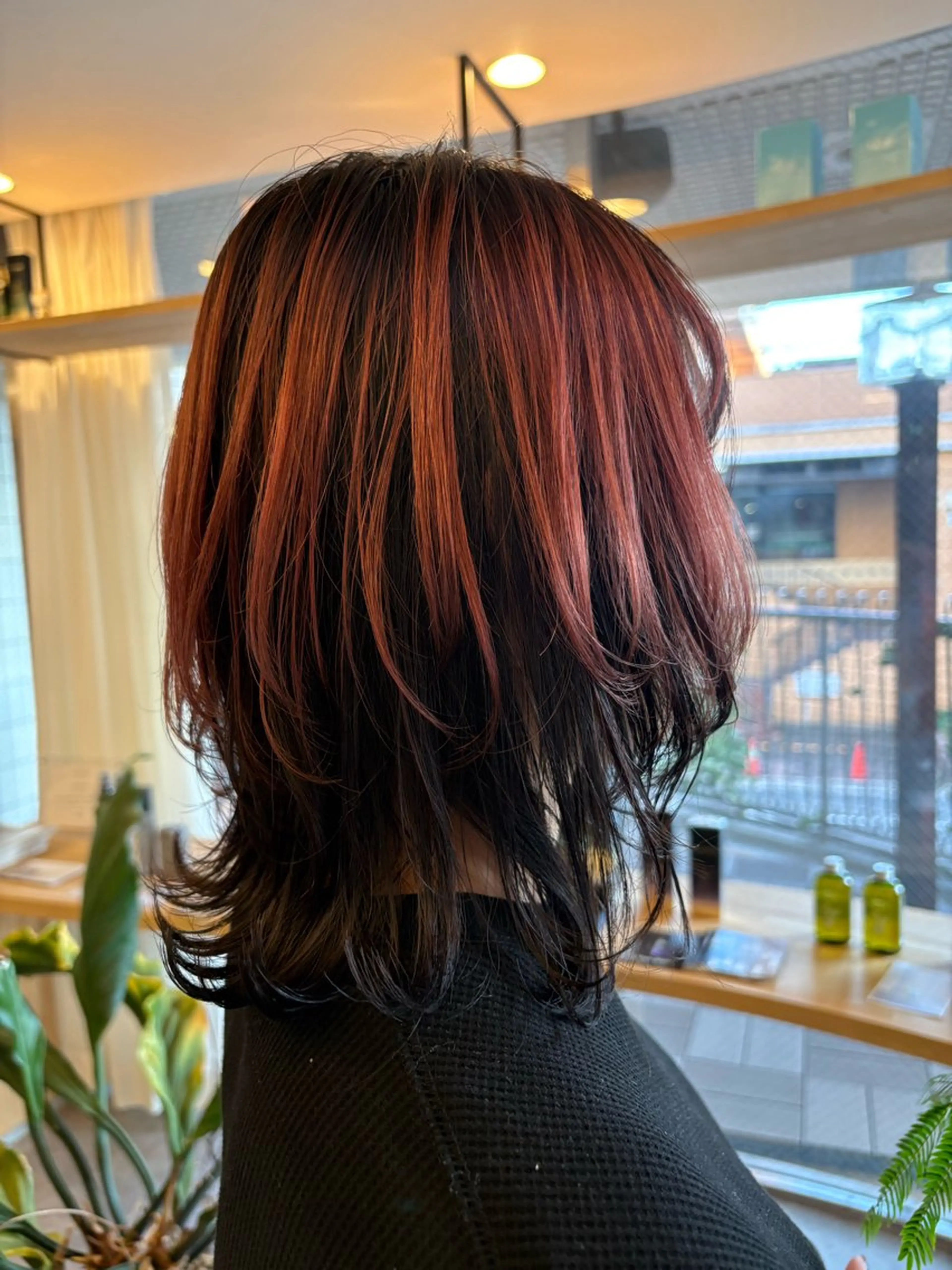 ミディアム レイヤーカット 荒木 帆香のヘアスタイル