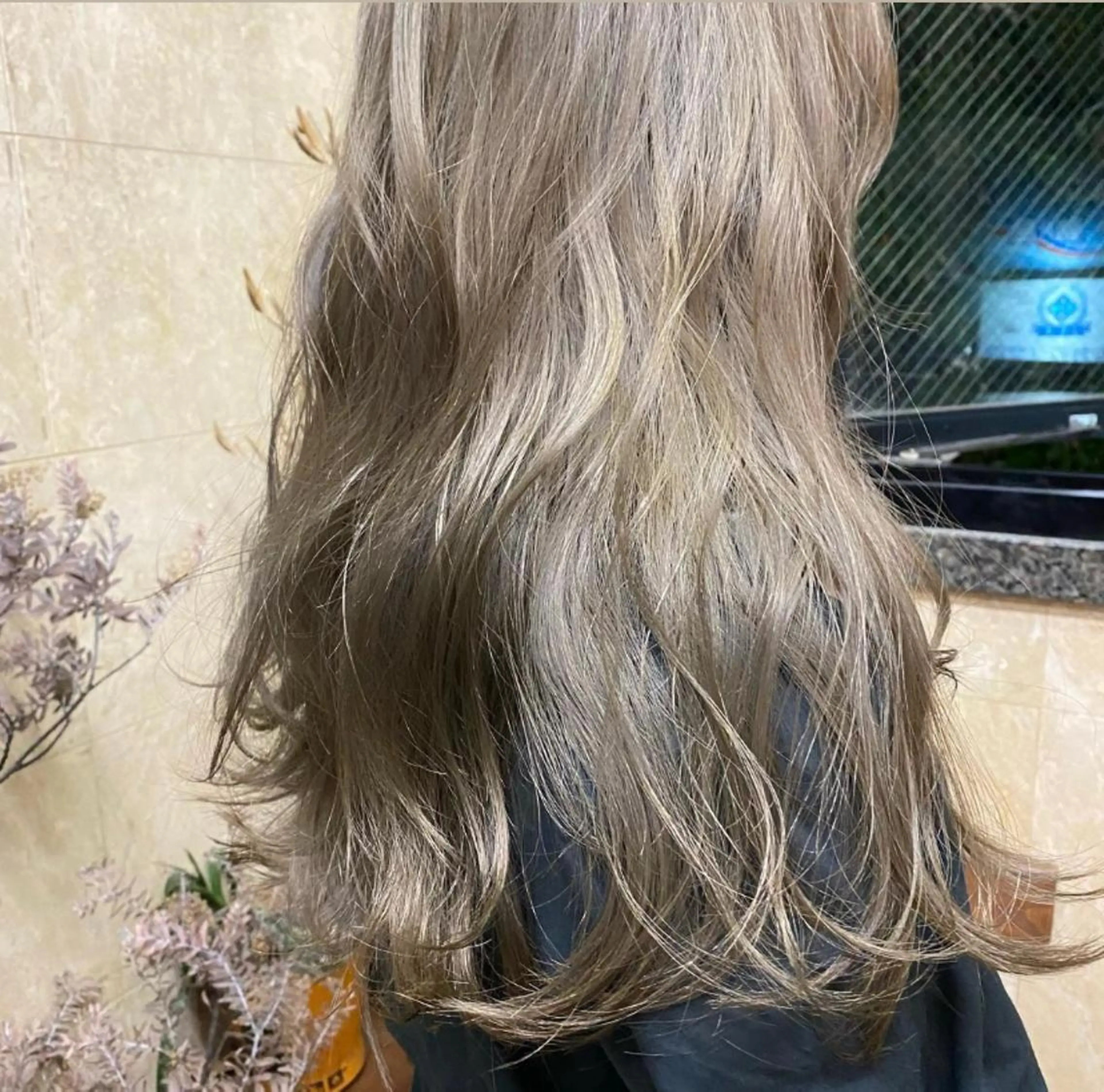 ロング 韓国レイヤー/透明感 カラー🦋mioのヘアスタイル