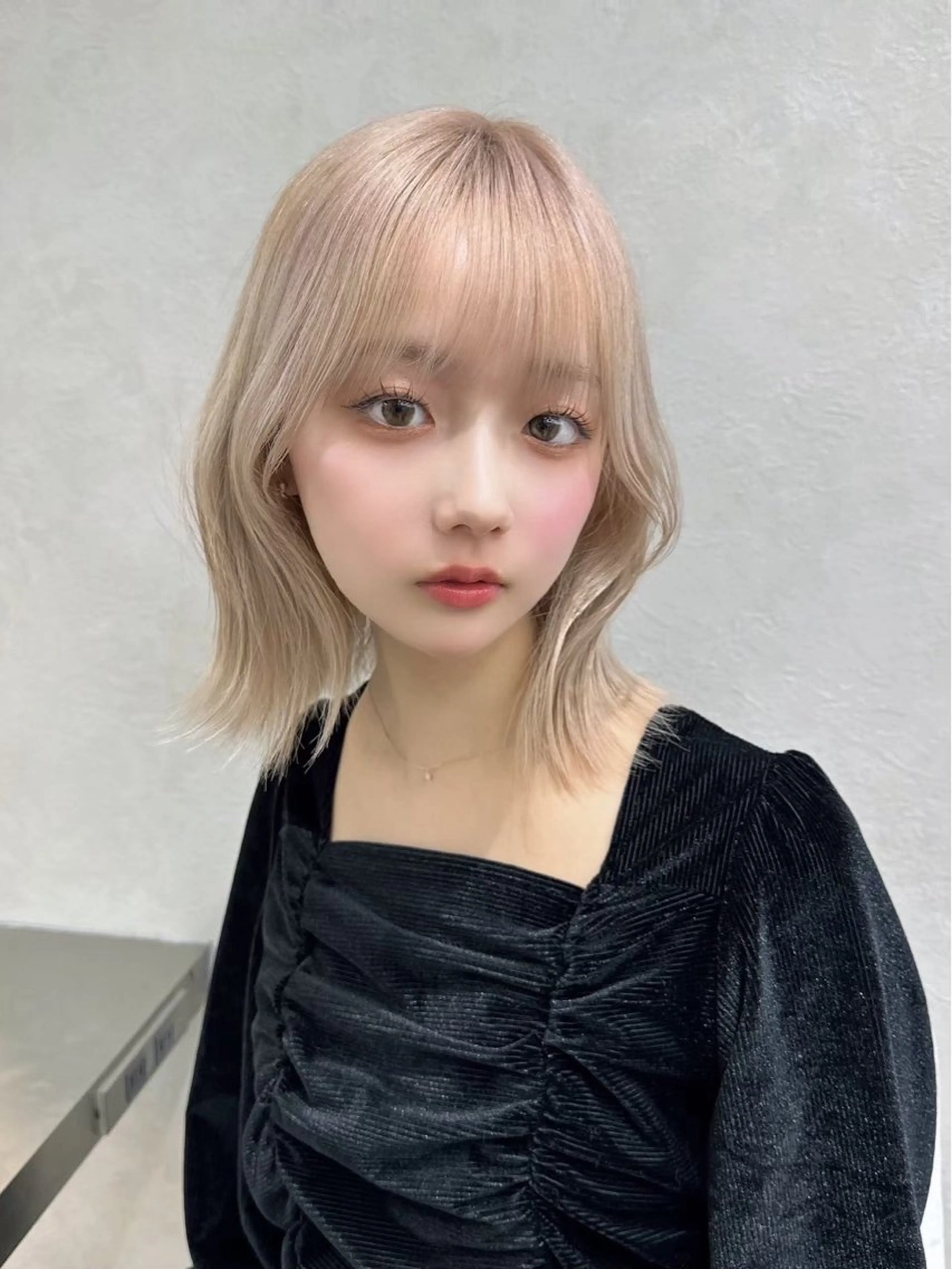 ショート カラー ハイトーンカラー ボブ ヘアカラー Hiroki 韓国ヘア🇰🇷のヘアスタイル