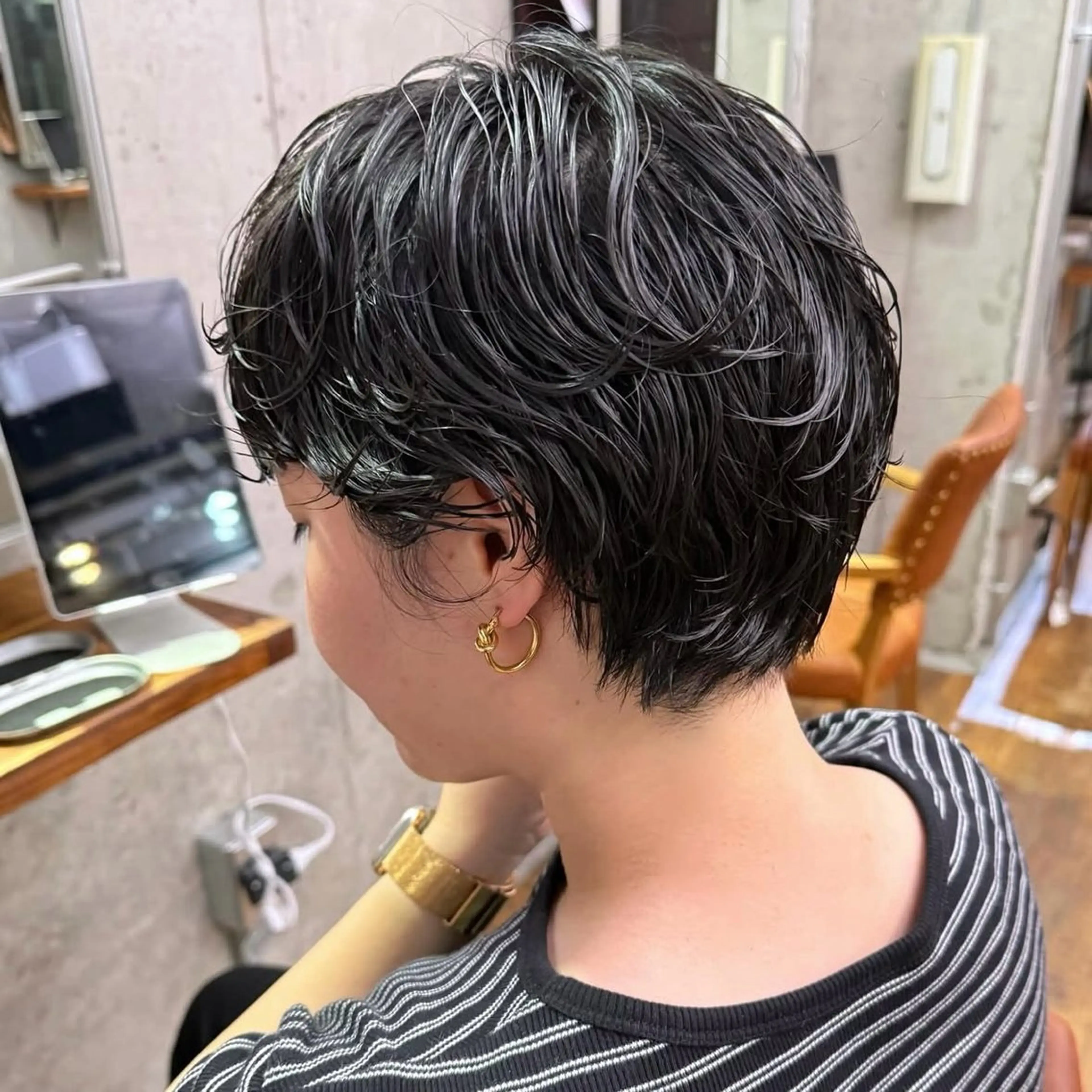 ショート パーマ つかもと みことのヘアスタイル