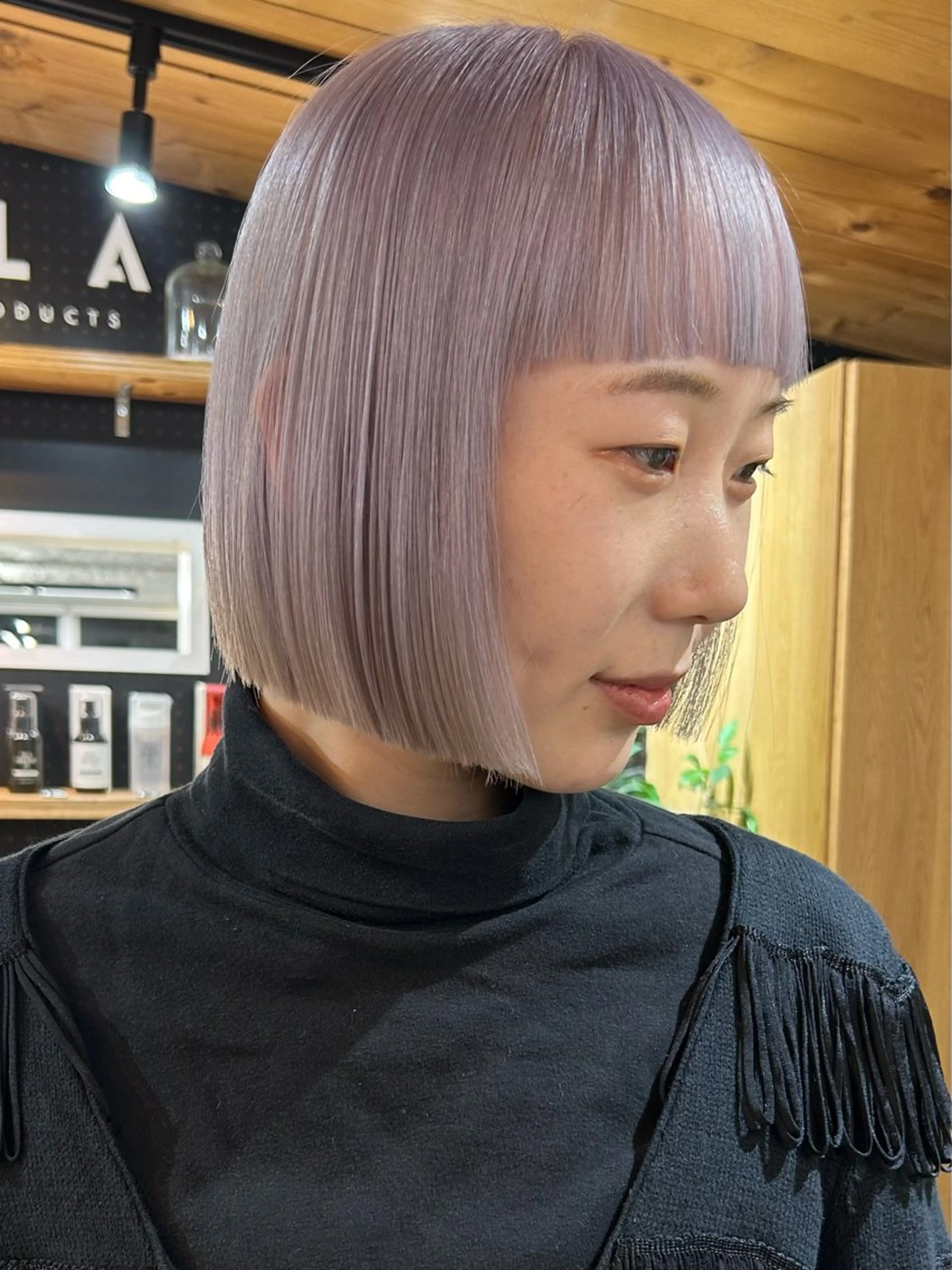 ショート カラー 切りっぱなしボブ ボブ カット ヘアカラー トリートメント 🧸艶々韓国ヘア 🧁mizunaのヘアスタイル