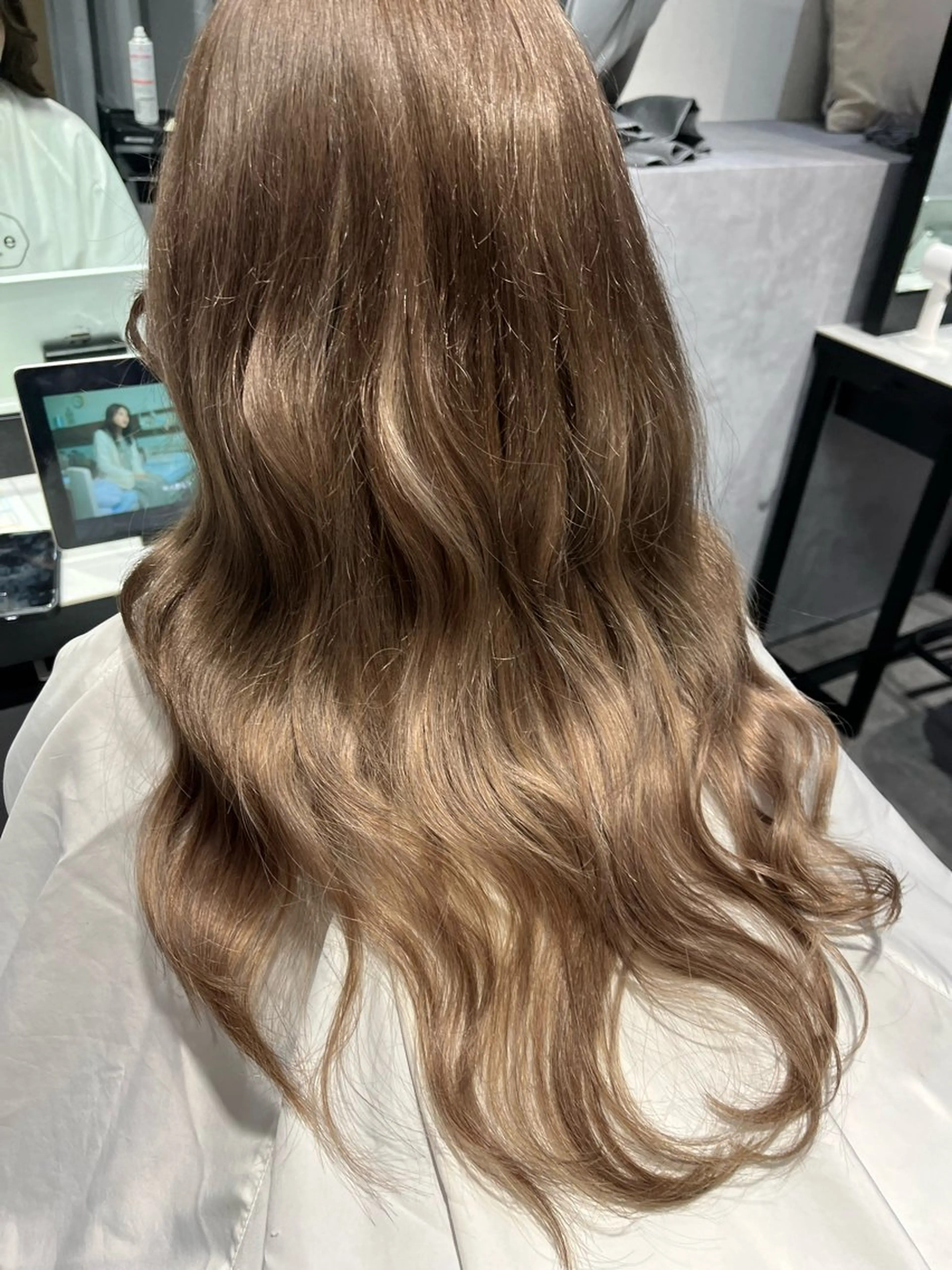 ロング ヘアカラー エクステ プルエクステ🦕⭐︎ /konomiのヘアスタイル