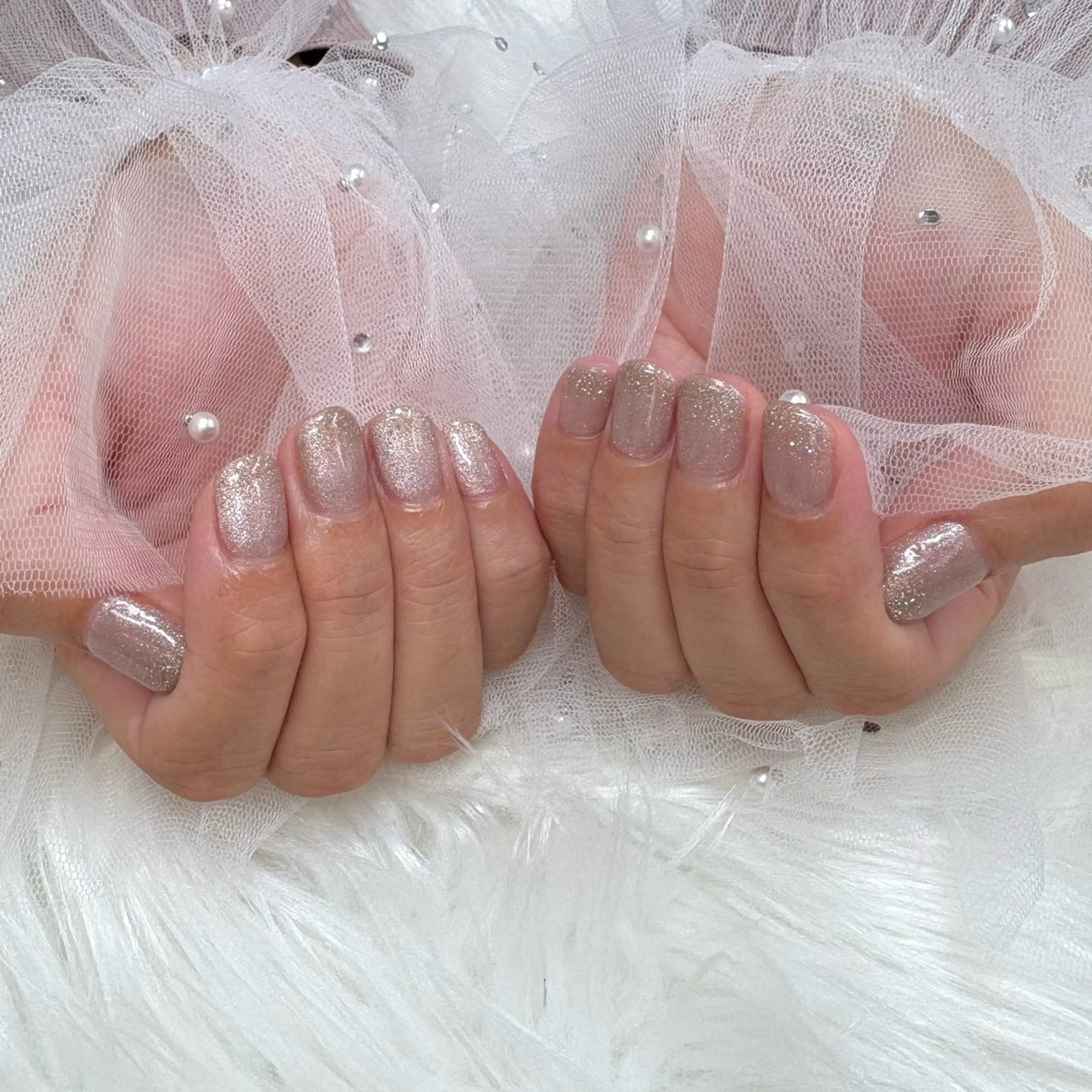 ネイル グラデーション ラメ(グリッター) ラメグラデーション マグネットネイル ハンドネイル SHINE nail salonのネイルデザイン