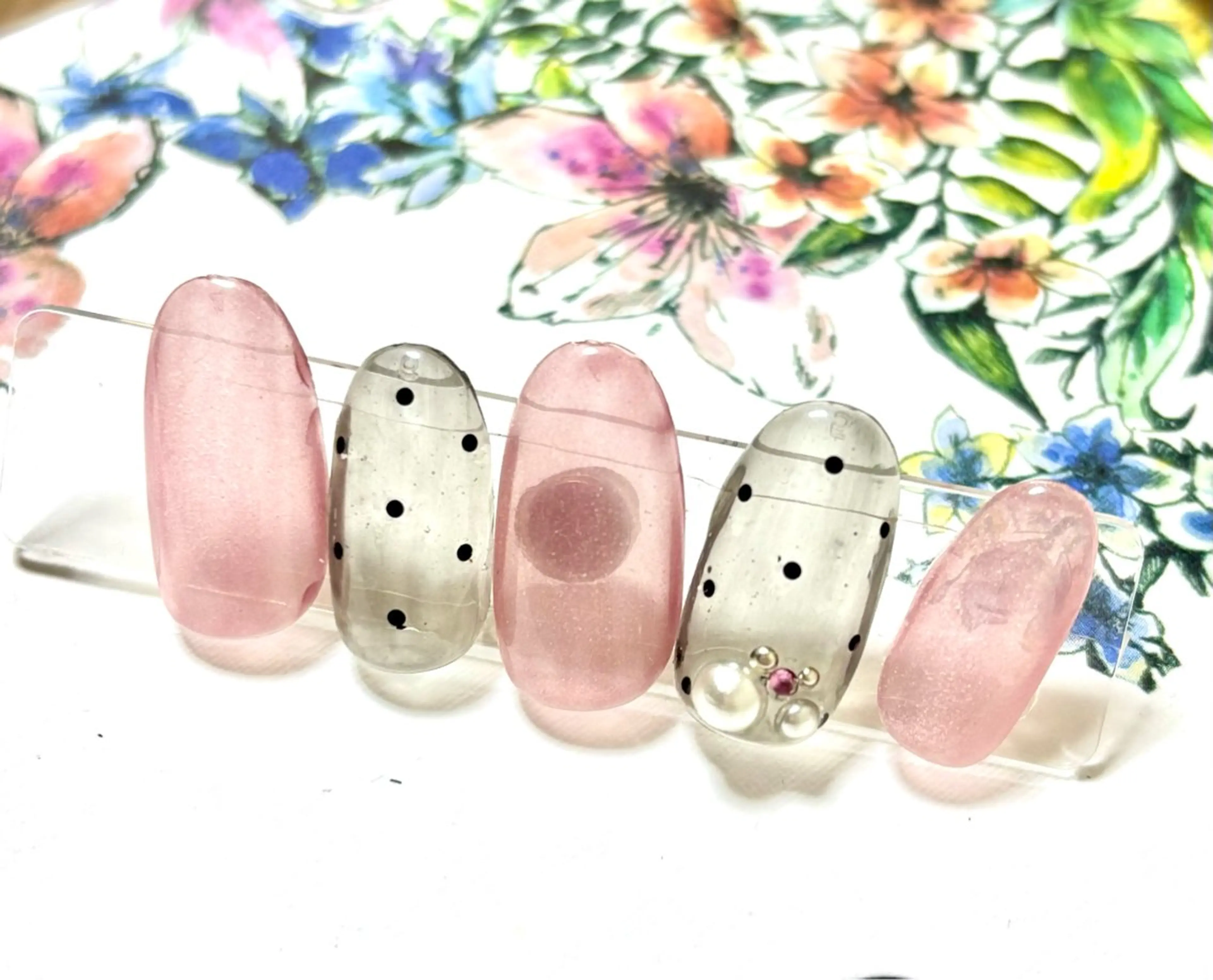 ネイル ゆうちゃんカット専門店所属・ゆうちゃんネイル フィルイン対応サロンのネイルデザイン