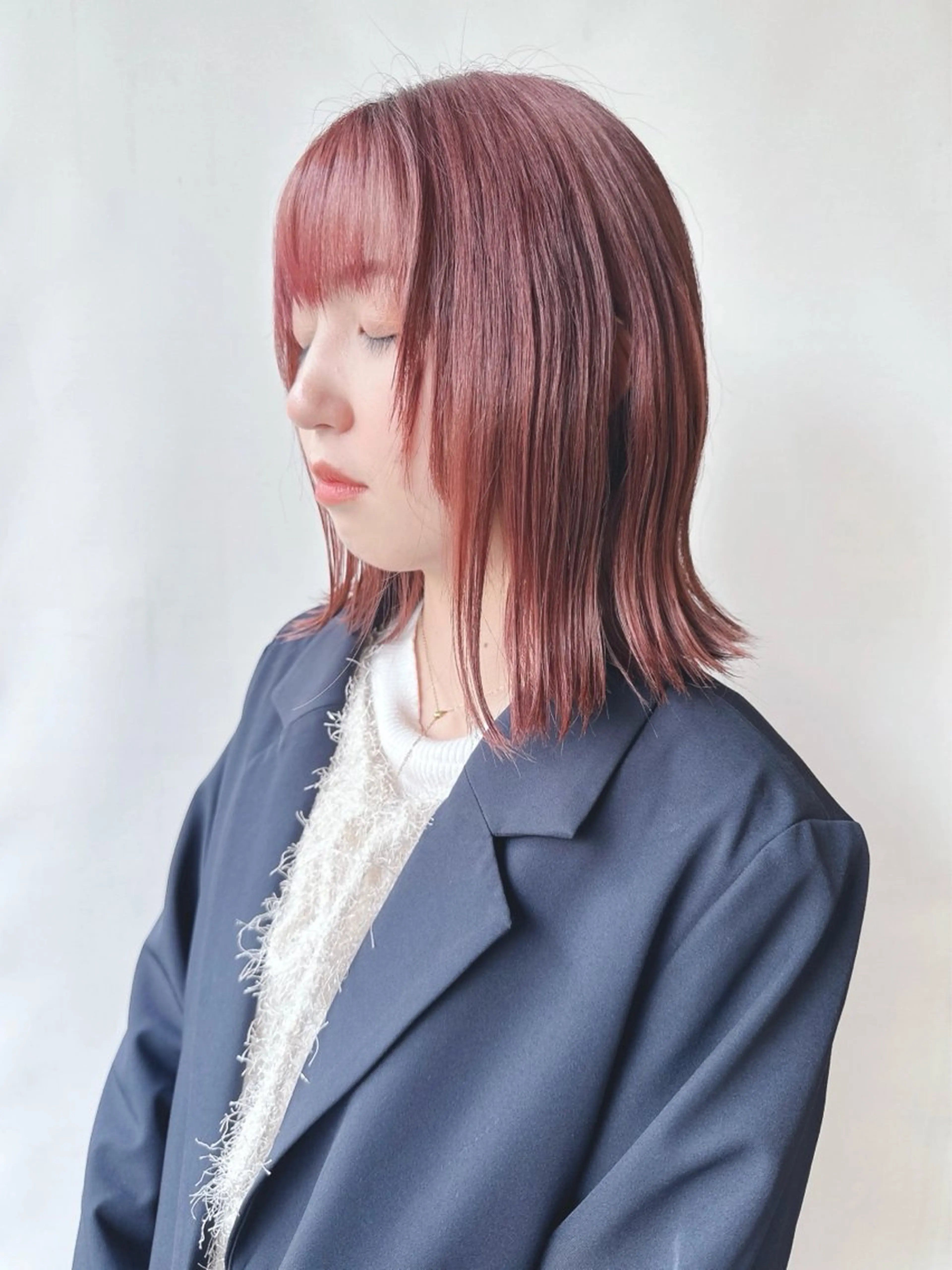 ショート カット とうい/パーマボブ/ くせ毛/丸みボブのヘアスタイル