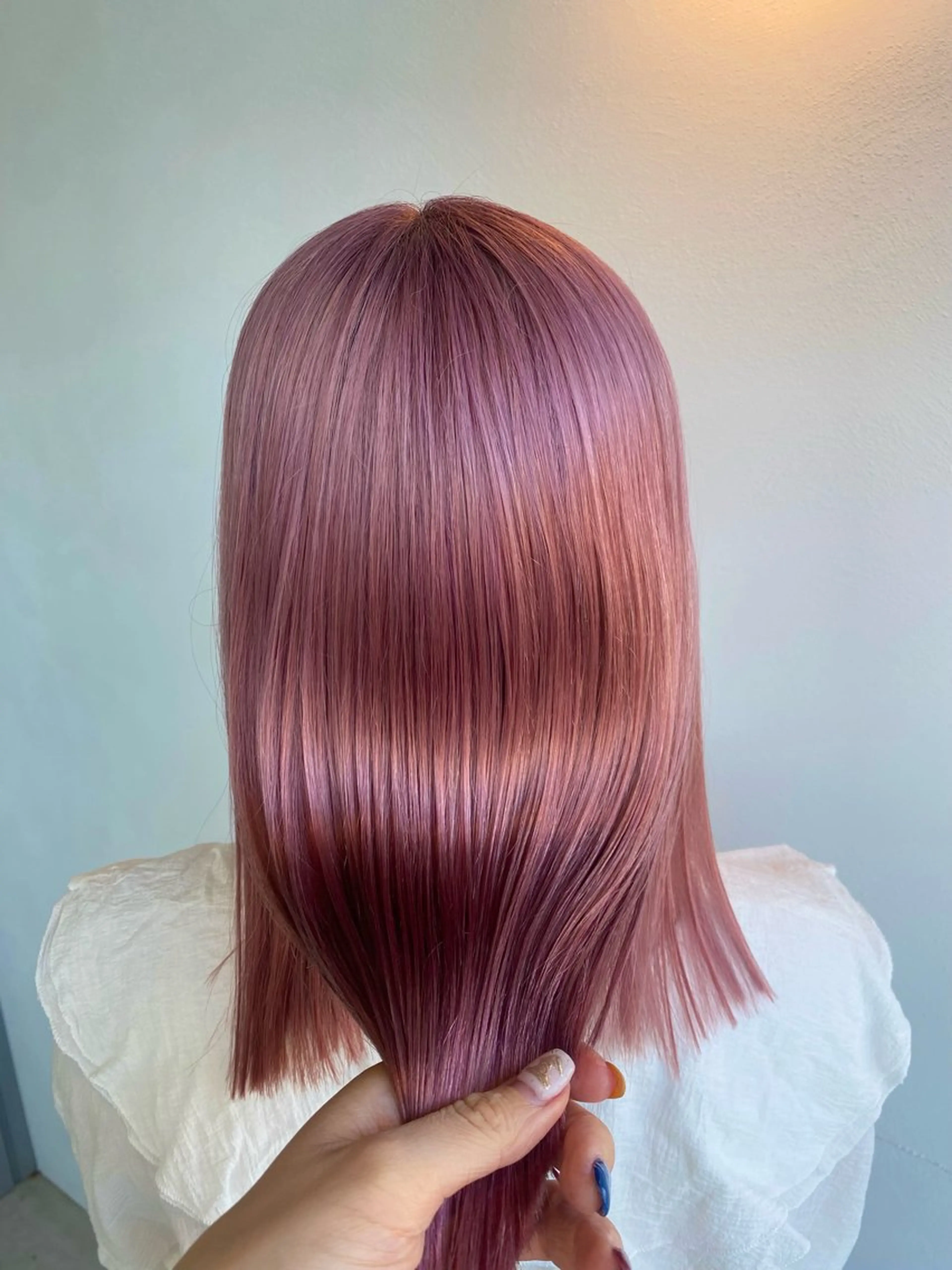 セミロング ケアカラー 髪質改善 ヘアカラー トリートメント 艶髪・透明感カラー・ 韓国ヘア・Yuriのヘアスタイル