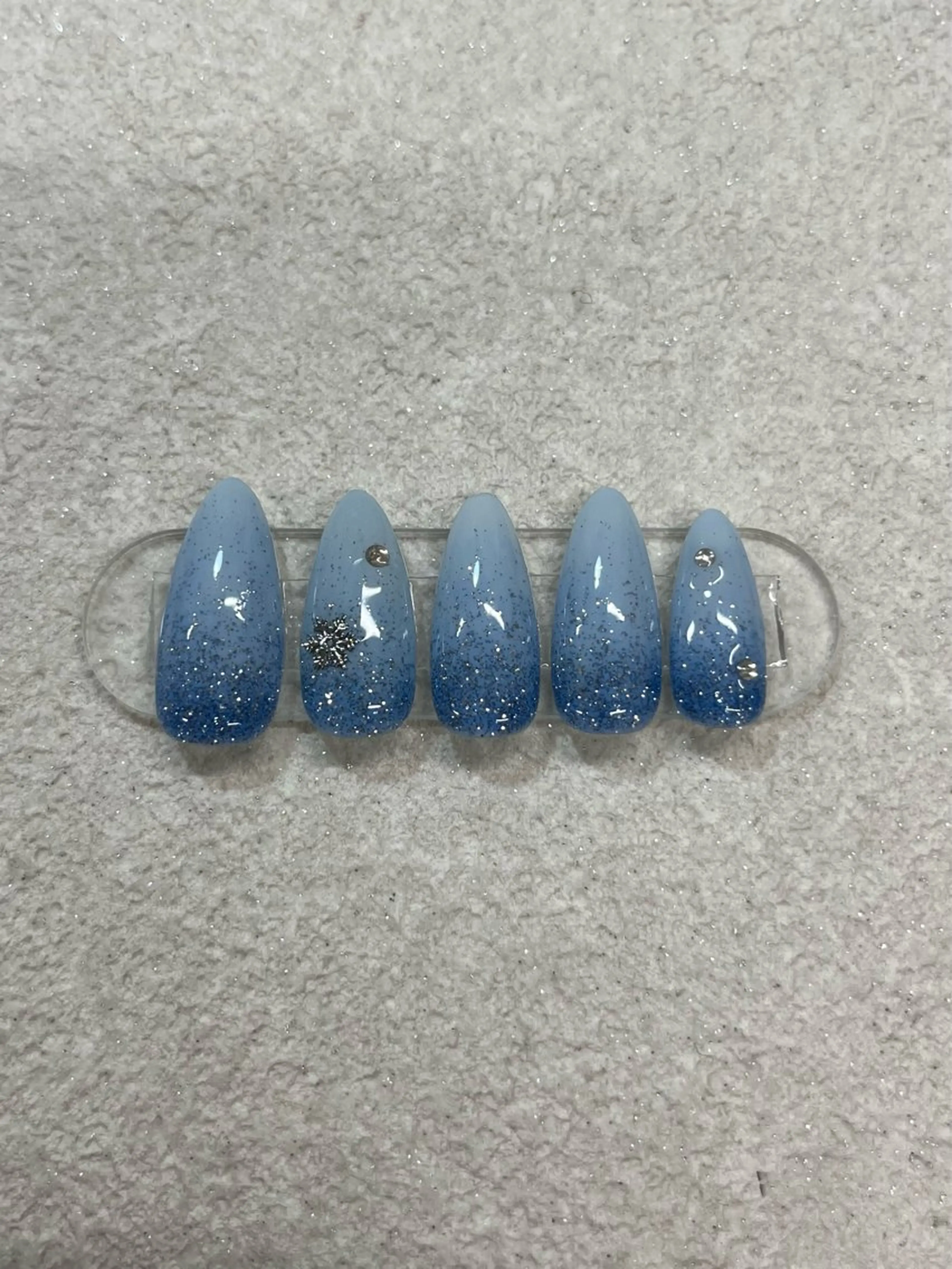 ネイル ENA 4U横浜のネイルデザイン