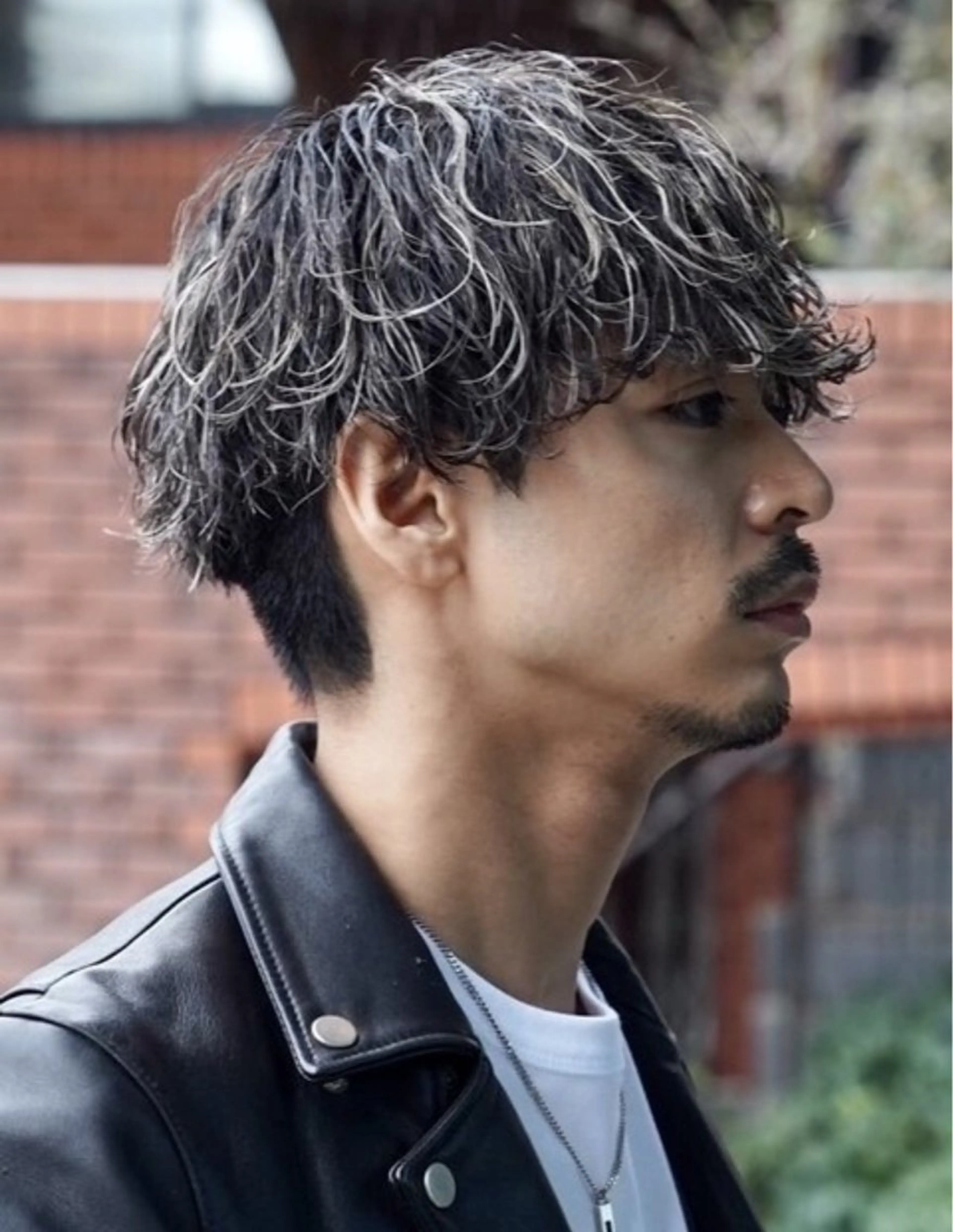 カラー パーマ メンズ メンズメッシュ メンズパーマ ツイストスパイラルパーマ メッシュ スパイラルパーマ カット ヘアカラー パーマ メンズパーマ/名駅 /kyogo🦔のヘアスタイル