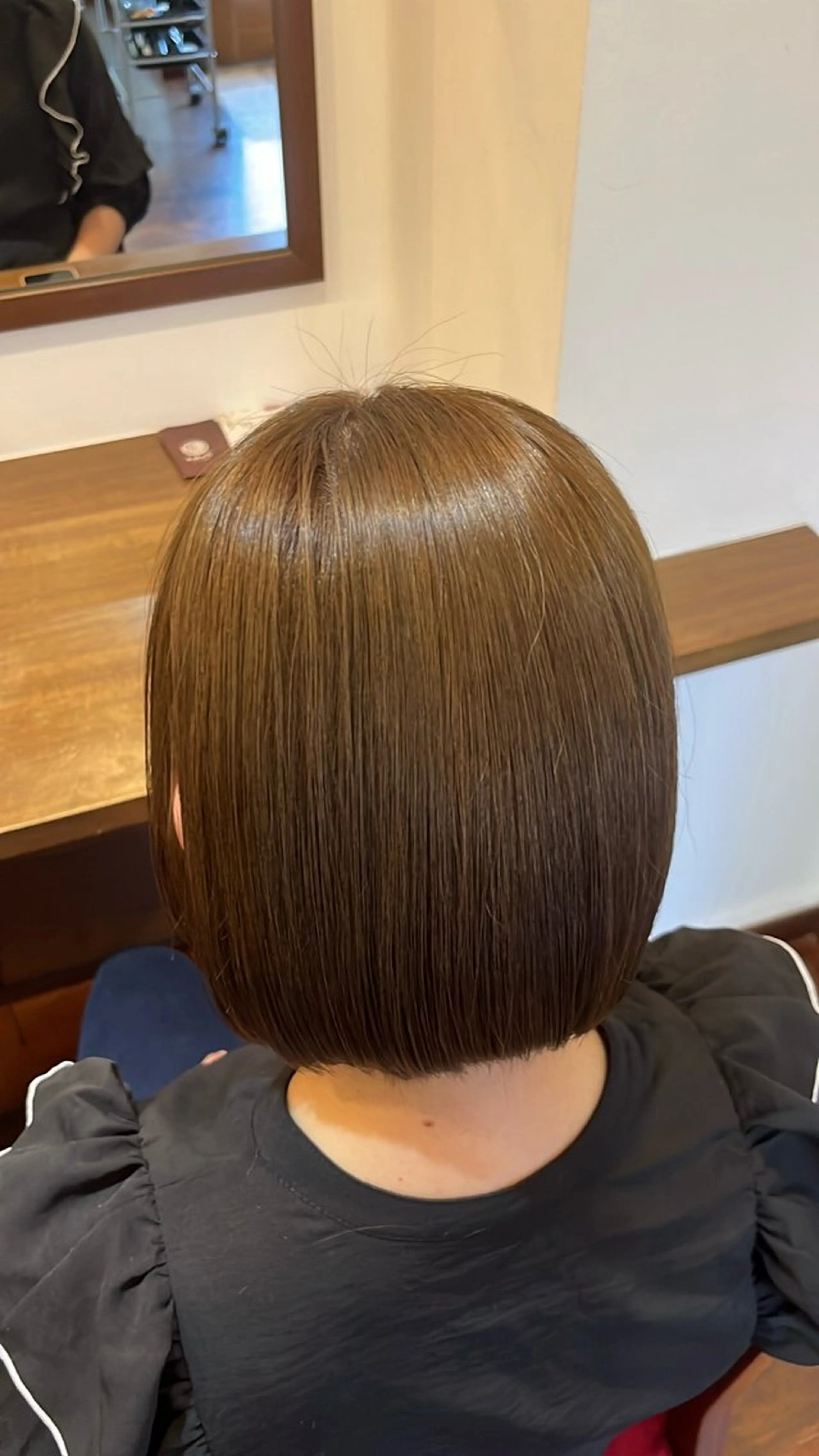 ショート カラー イルミナカラー カット ヘアカラー トリートメント オートクチュールランコントレ西京極店所属・今在家 玲のヘアスタイル