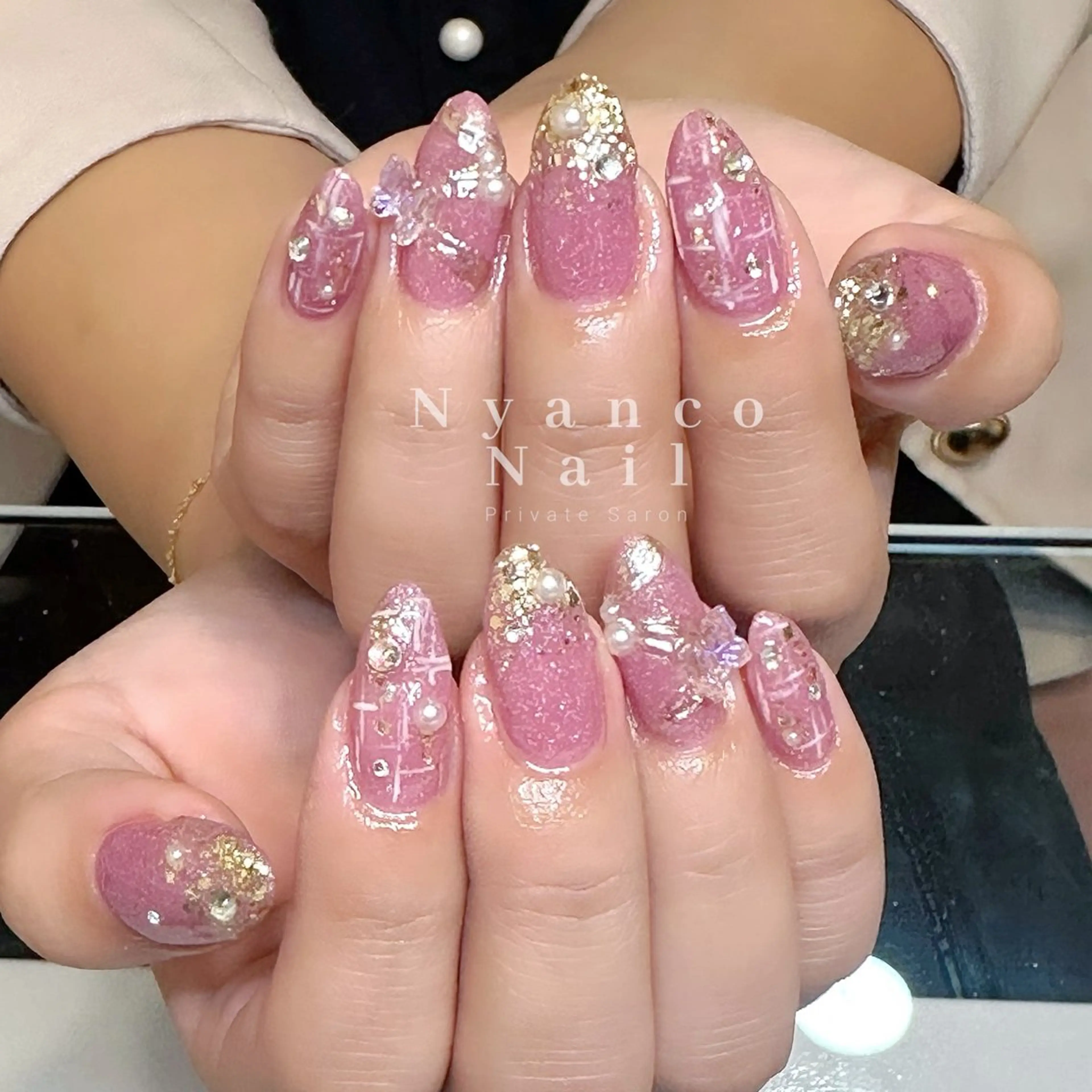 ネイル ジェルネイル グラデーション キラキラネイル ラメ(グリッター) ラメグラデーション Nyanco Nailのネイルデザイン